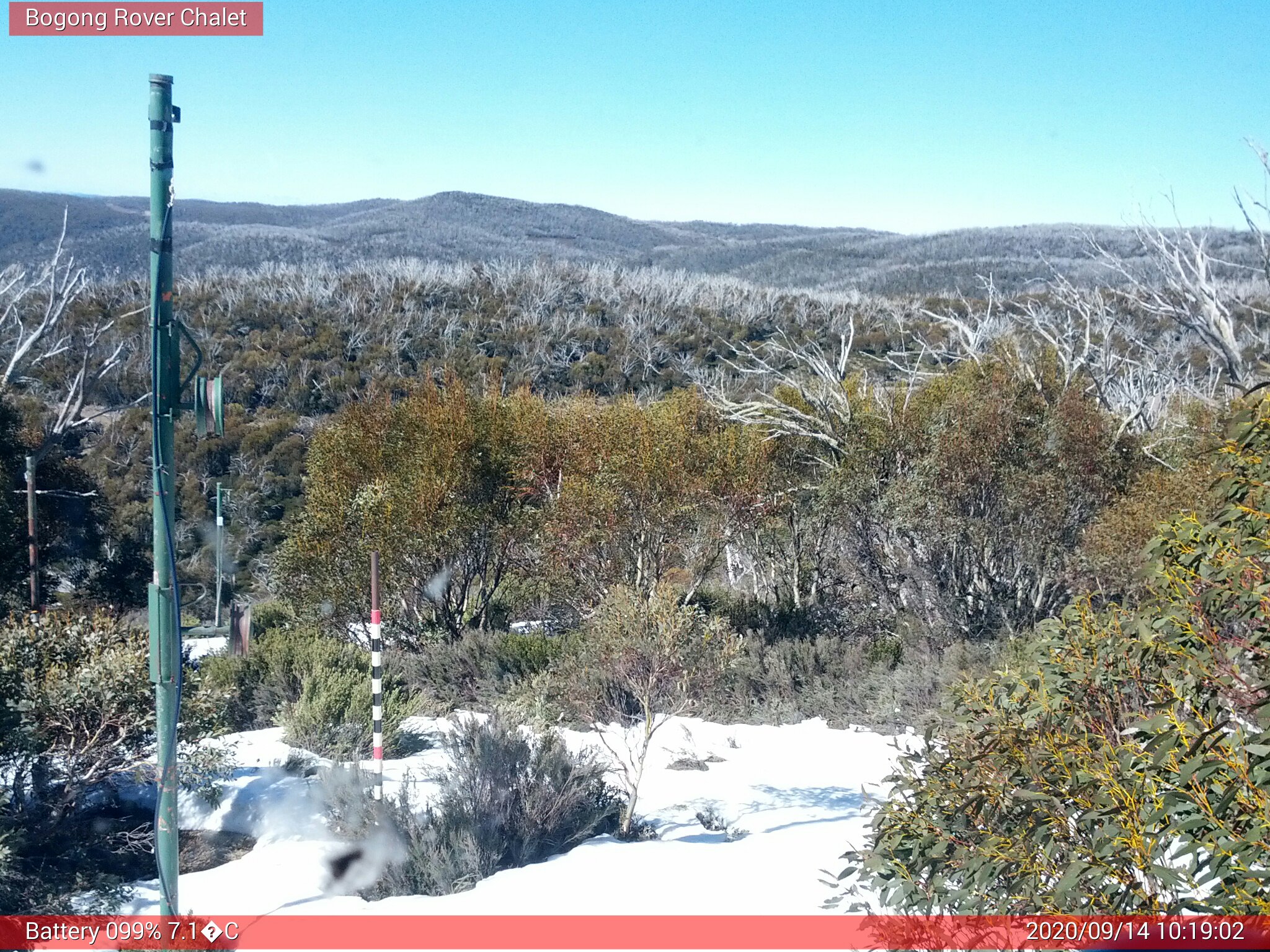 Bogong Web Cam 10:19am Monday 14th of September 2020