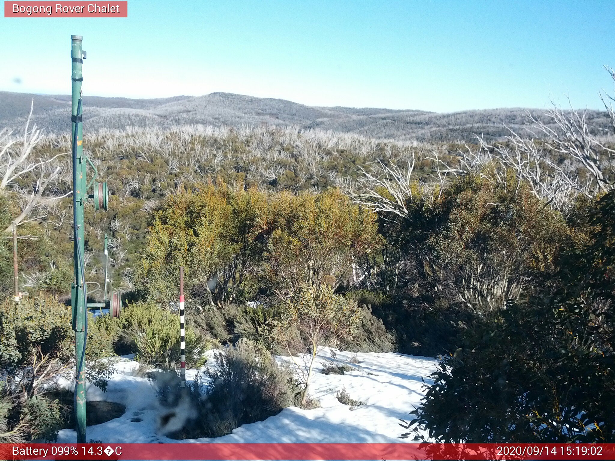 Bogong Web Cam 3:19pm Monday 14th of September 2020