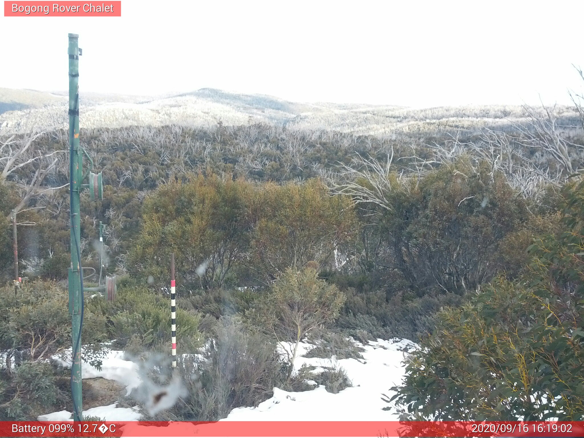 Bogong Web Cam 4:19pm Wednesday 16th of September 2020