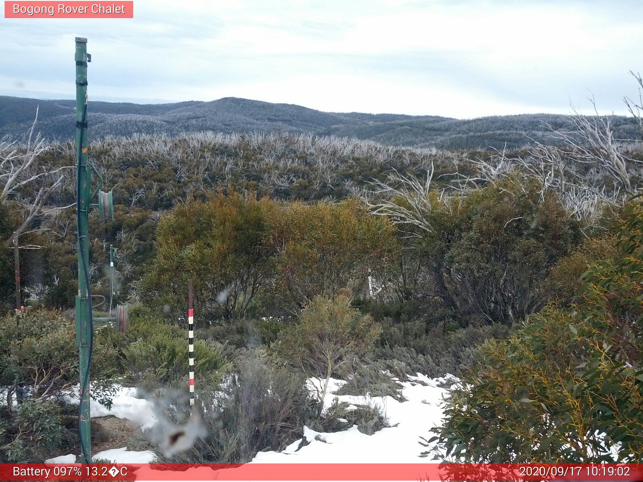 Bogong Web Cam 10:19am Thursday 17th of September 2020