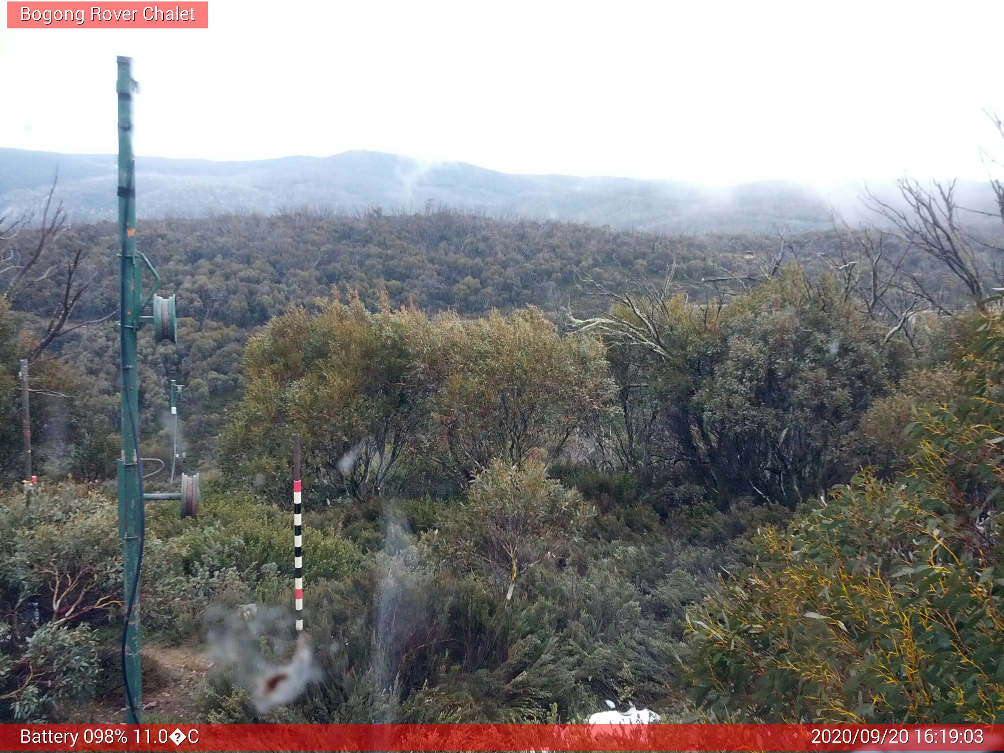 Bogong Web Cam 4:19pm Sunday 20th of September 2020