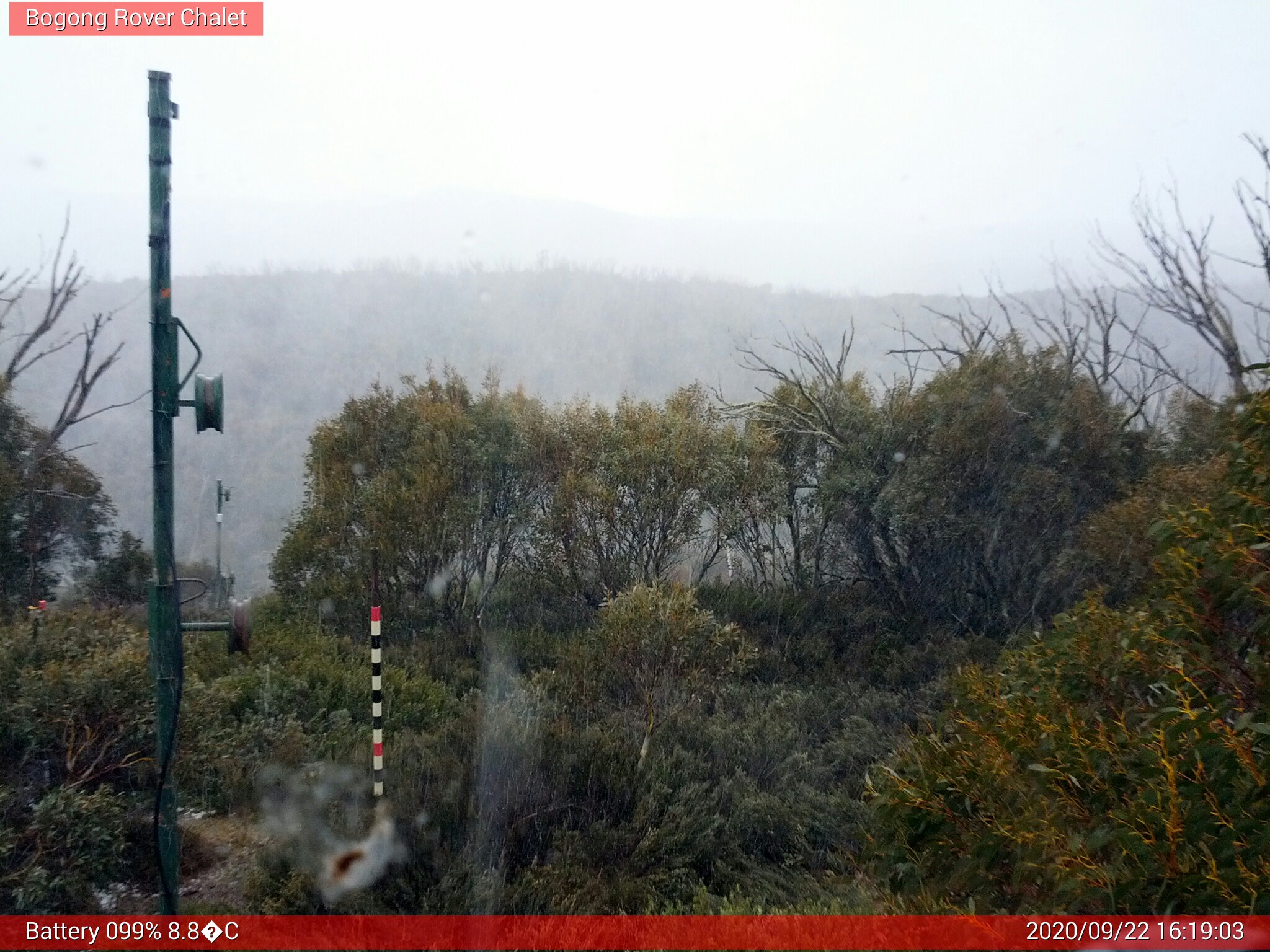 Bogong Web Cam 4:19pm Tuesday 22nd of September 2020