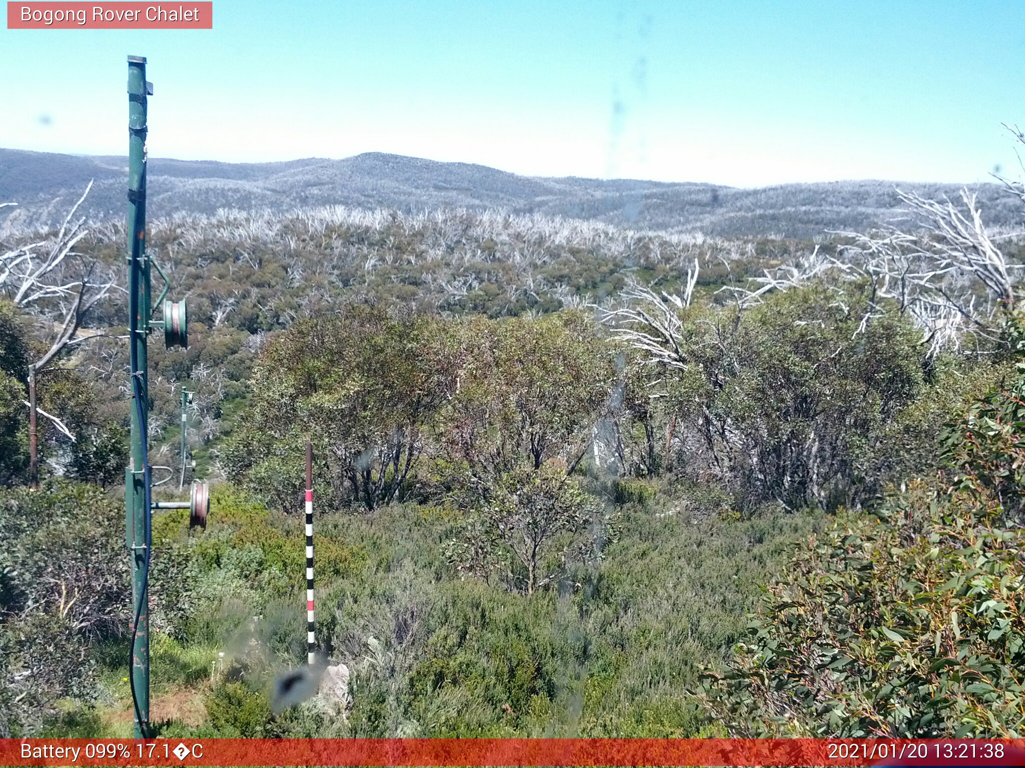 Bogong Web Cam 1:21pm Wednesday 20th of January 2021