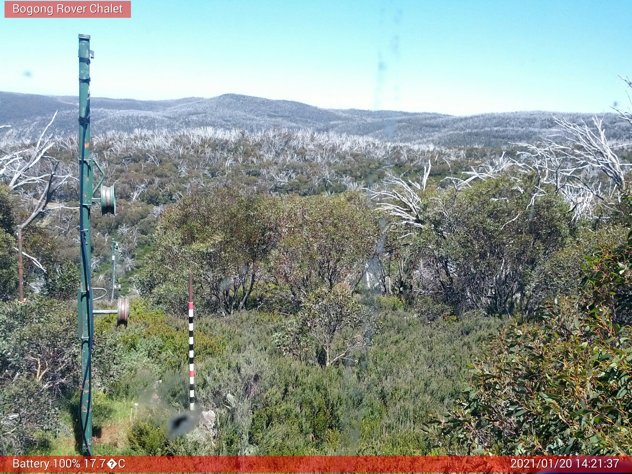 Bogong Web Cam 2:21pm Wednesday 20th of January 2021