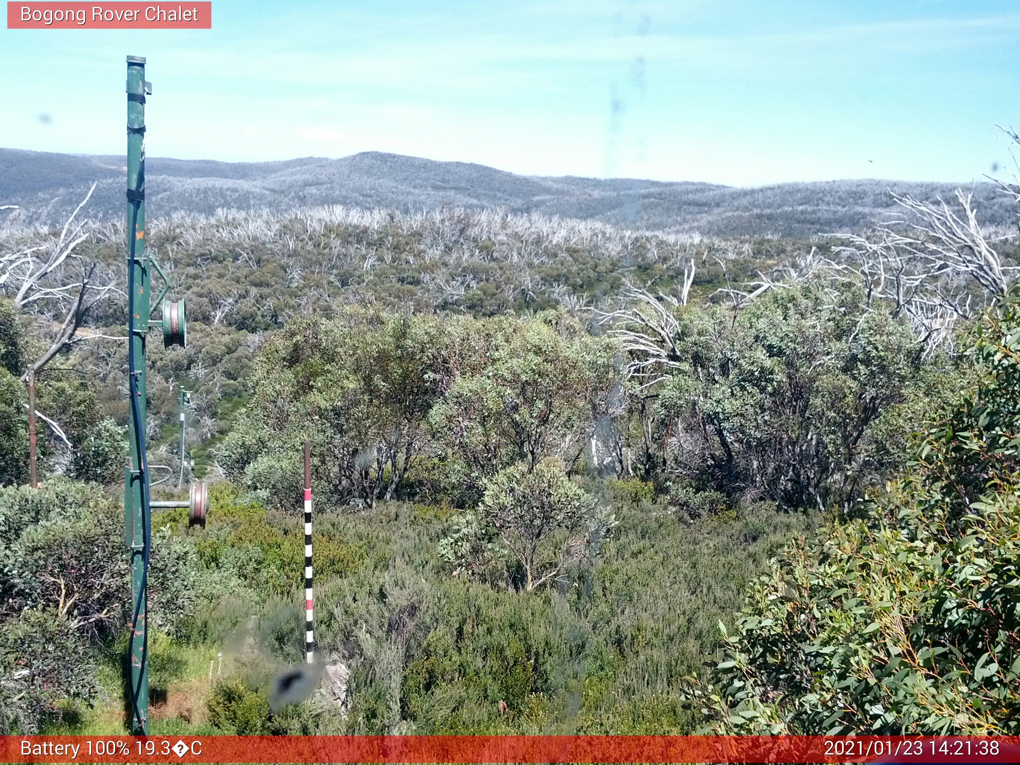 Bogong Web Cam 2:21pm Saturday 23rd of January 2021