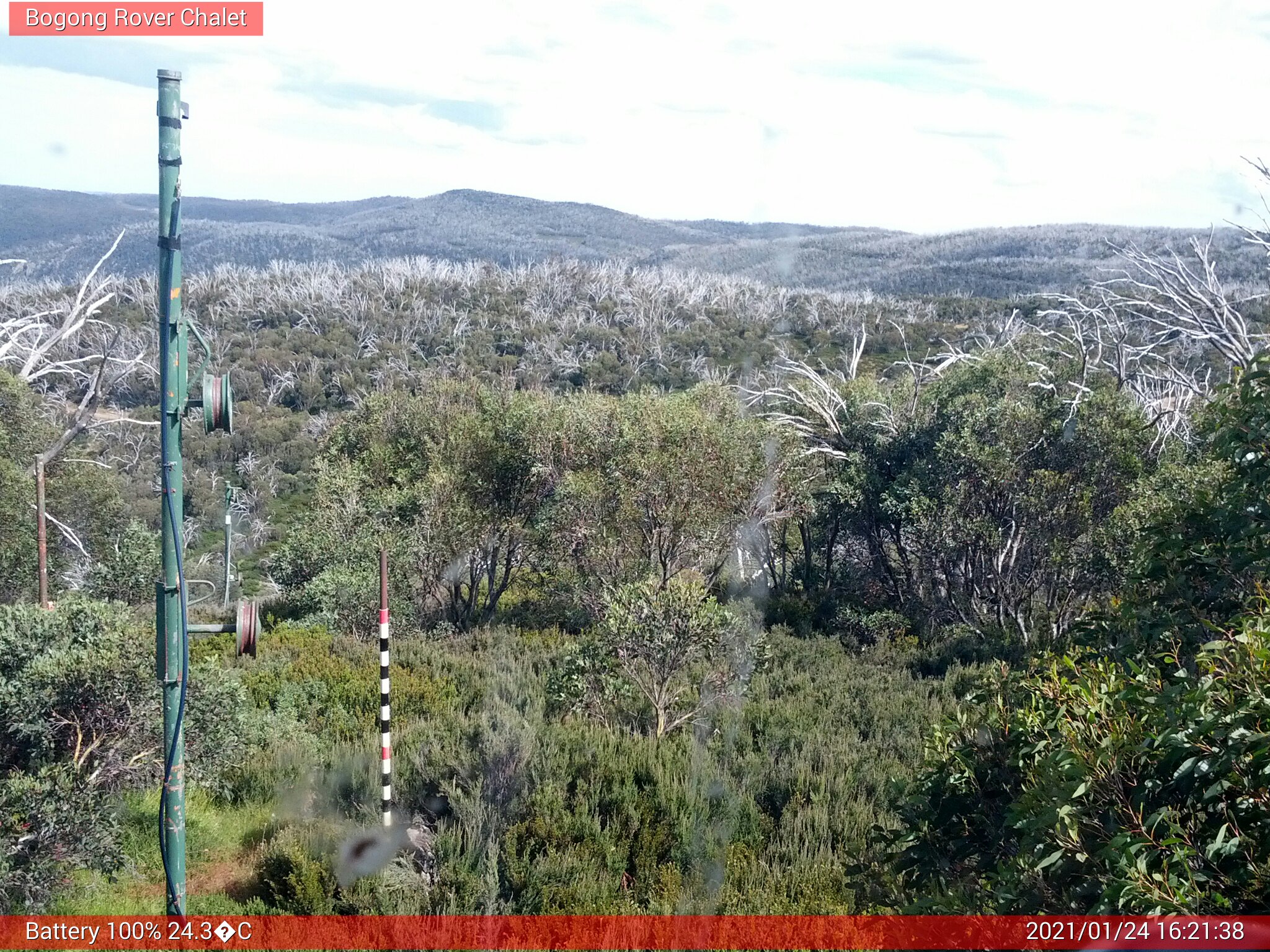 Bogong Web Cam 4:21pm Sunday 24th of January 2021