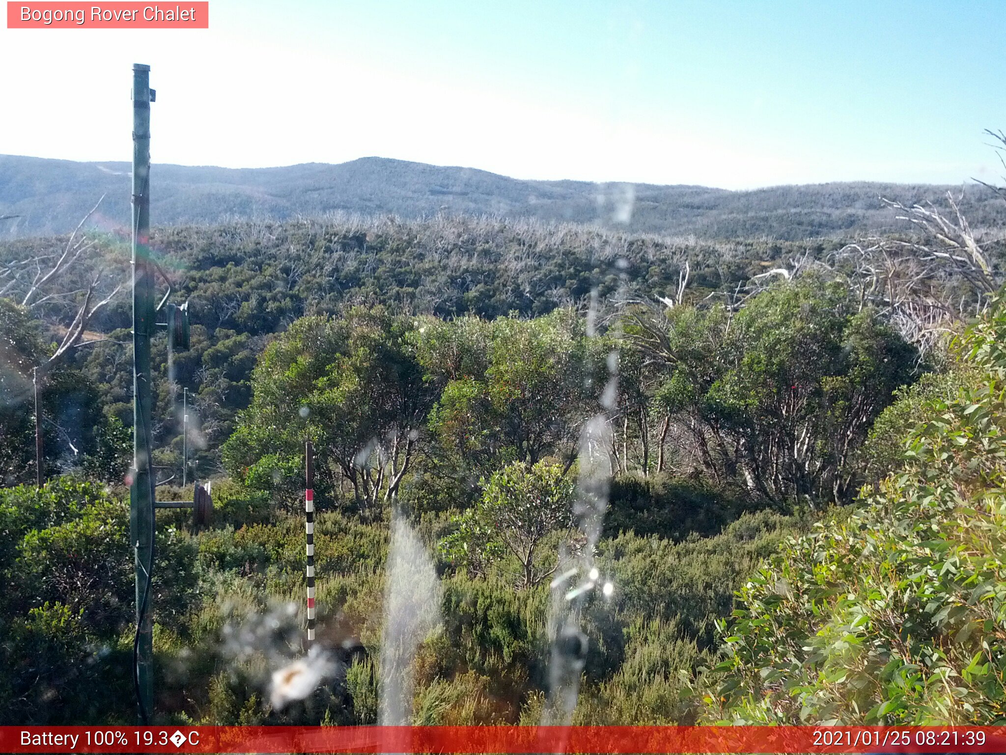 Bogong Web Cam 8:21am Monday 25th of January 2021