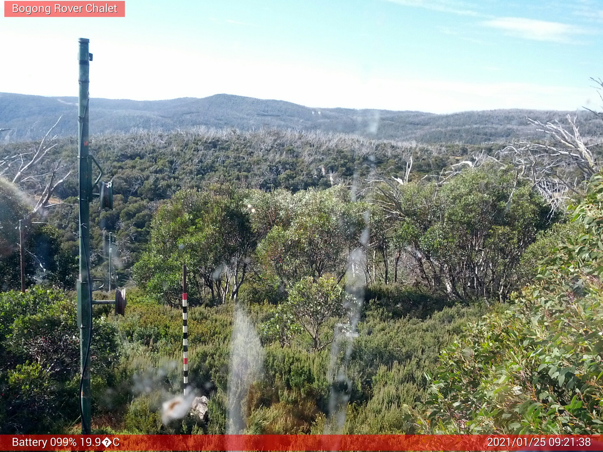 Bogong Web Cam 9:21am Monday 25th of January 2021