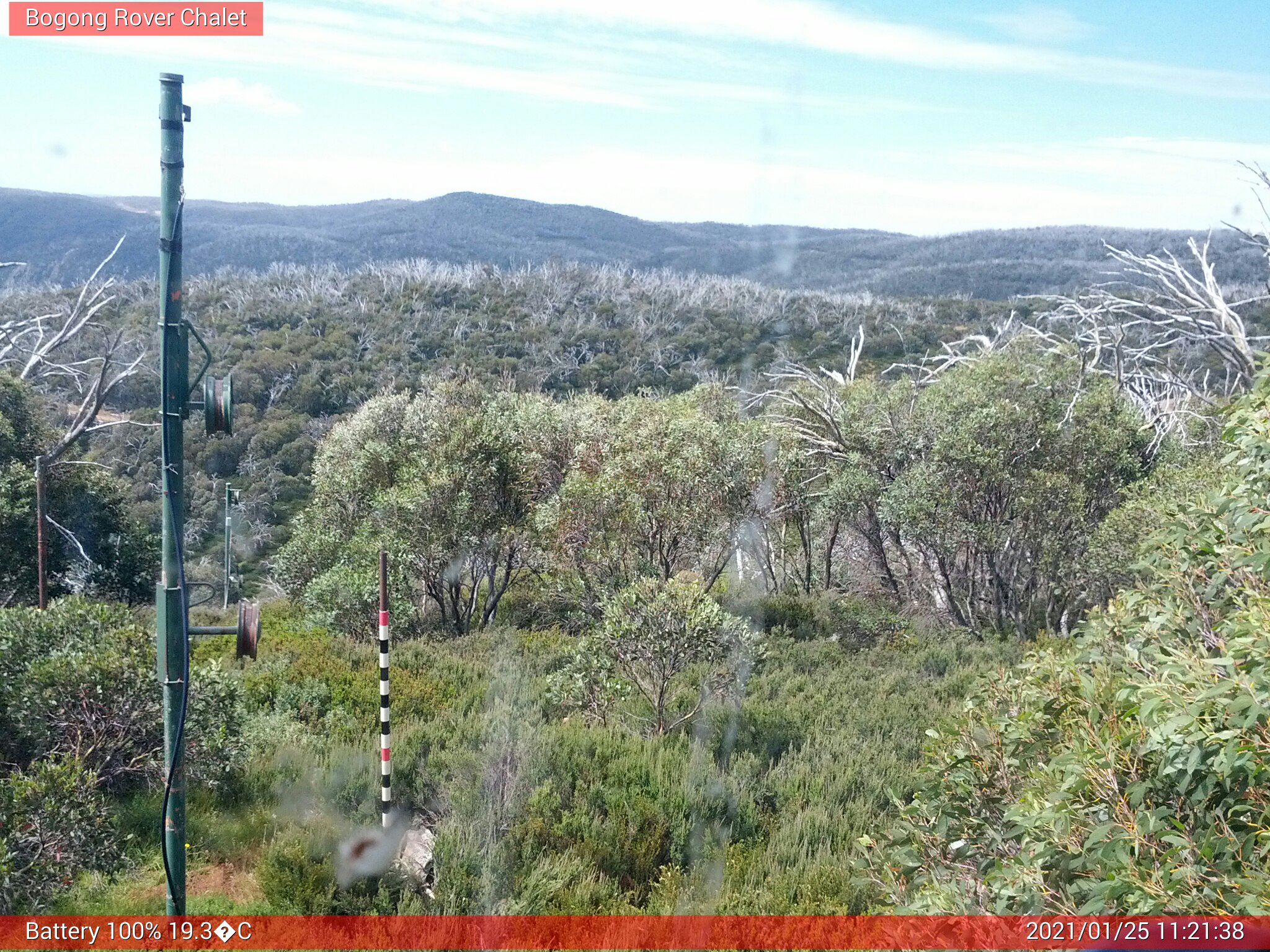 Bogong Web Cam 11:21am Monday 25th of January 2021