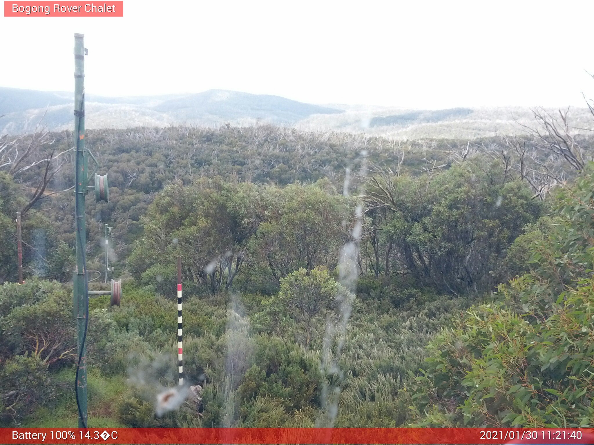 Bogong Web Cam 11:21am Saturday 30th of January 2021