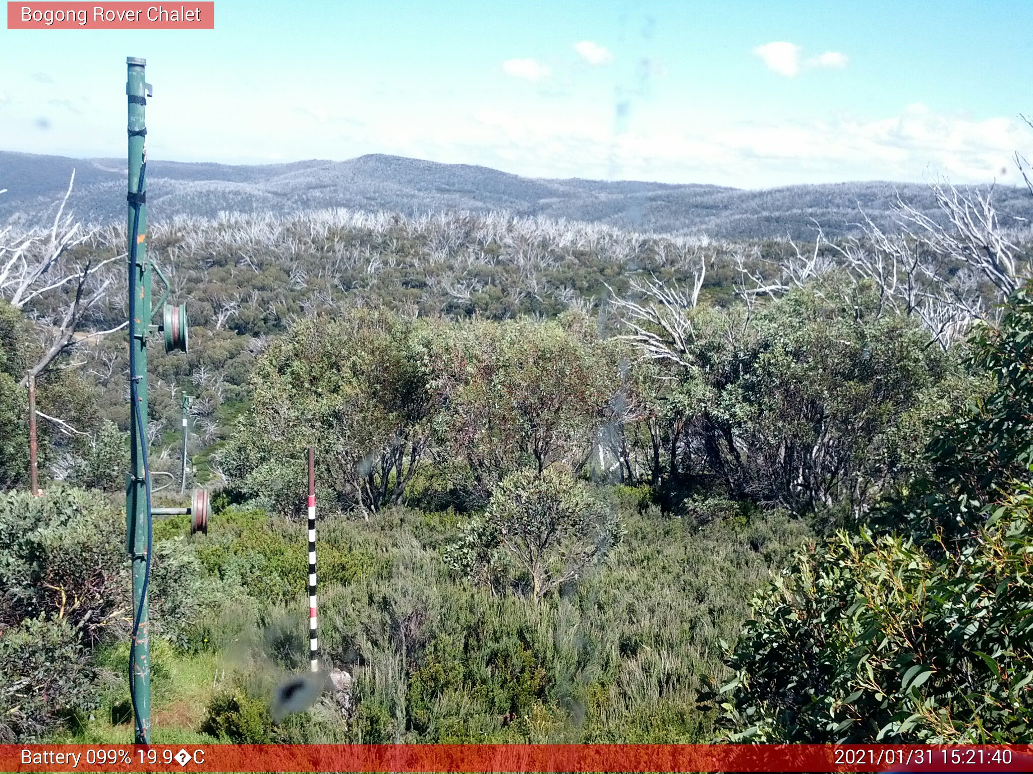 Bogong Web Cam 3:21pm Sunday 31st of January 2021