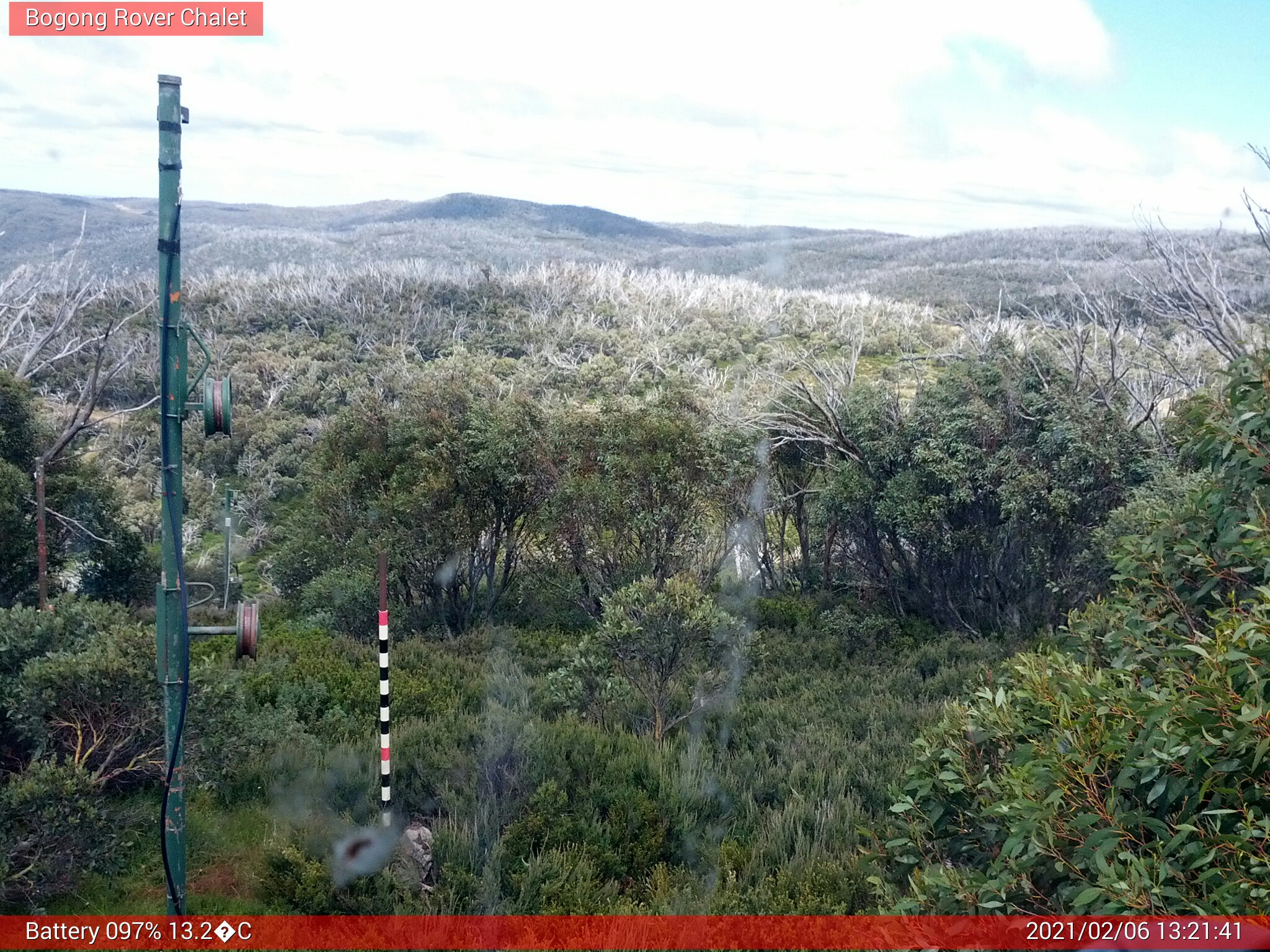 Bogong Web Cam 1:21pm Saturday 6th of February 2021