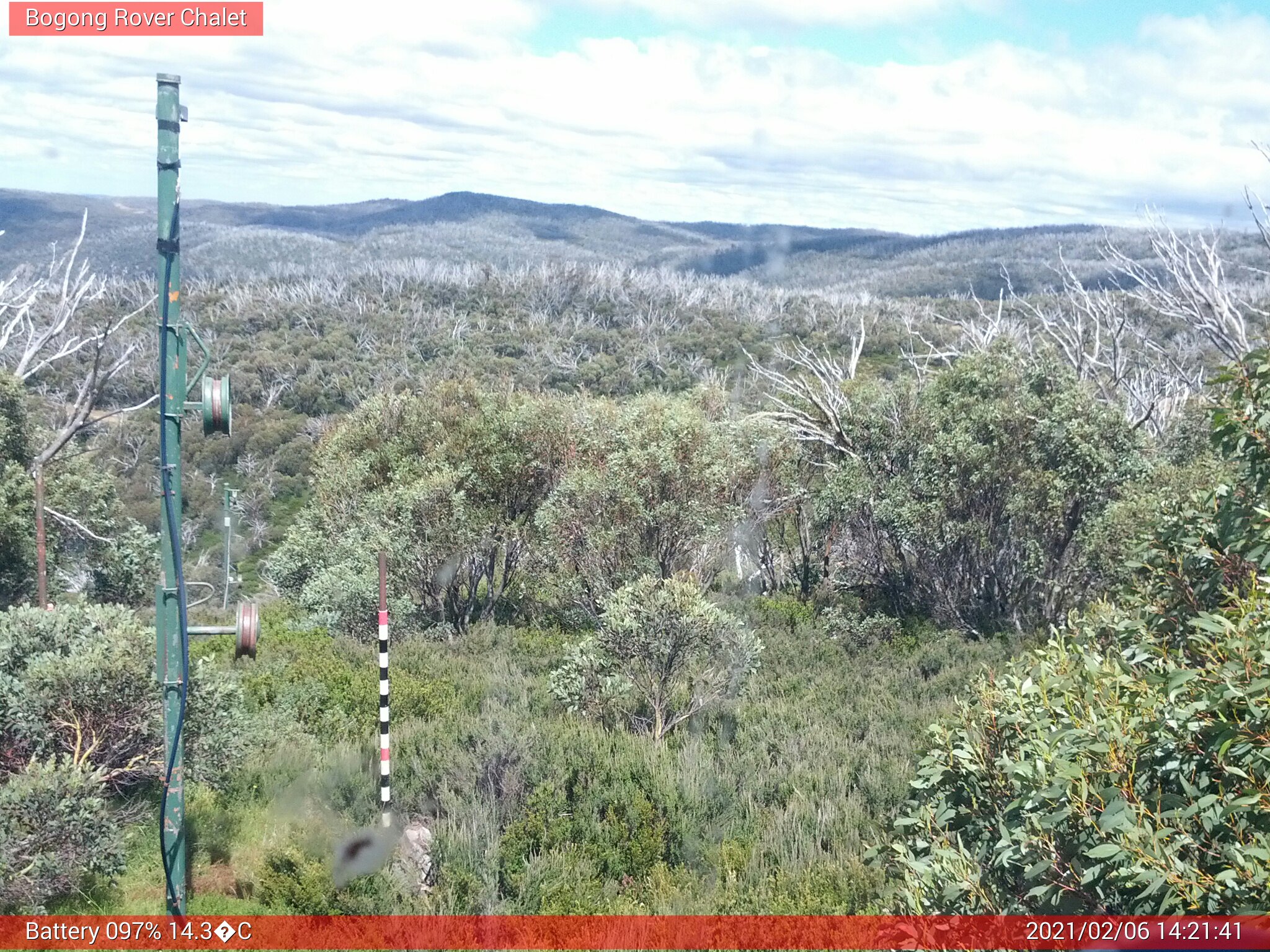 Bogong Web Cam 2:21pm Saturday 6th of February 2021