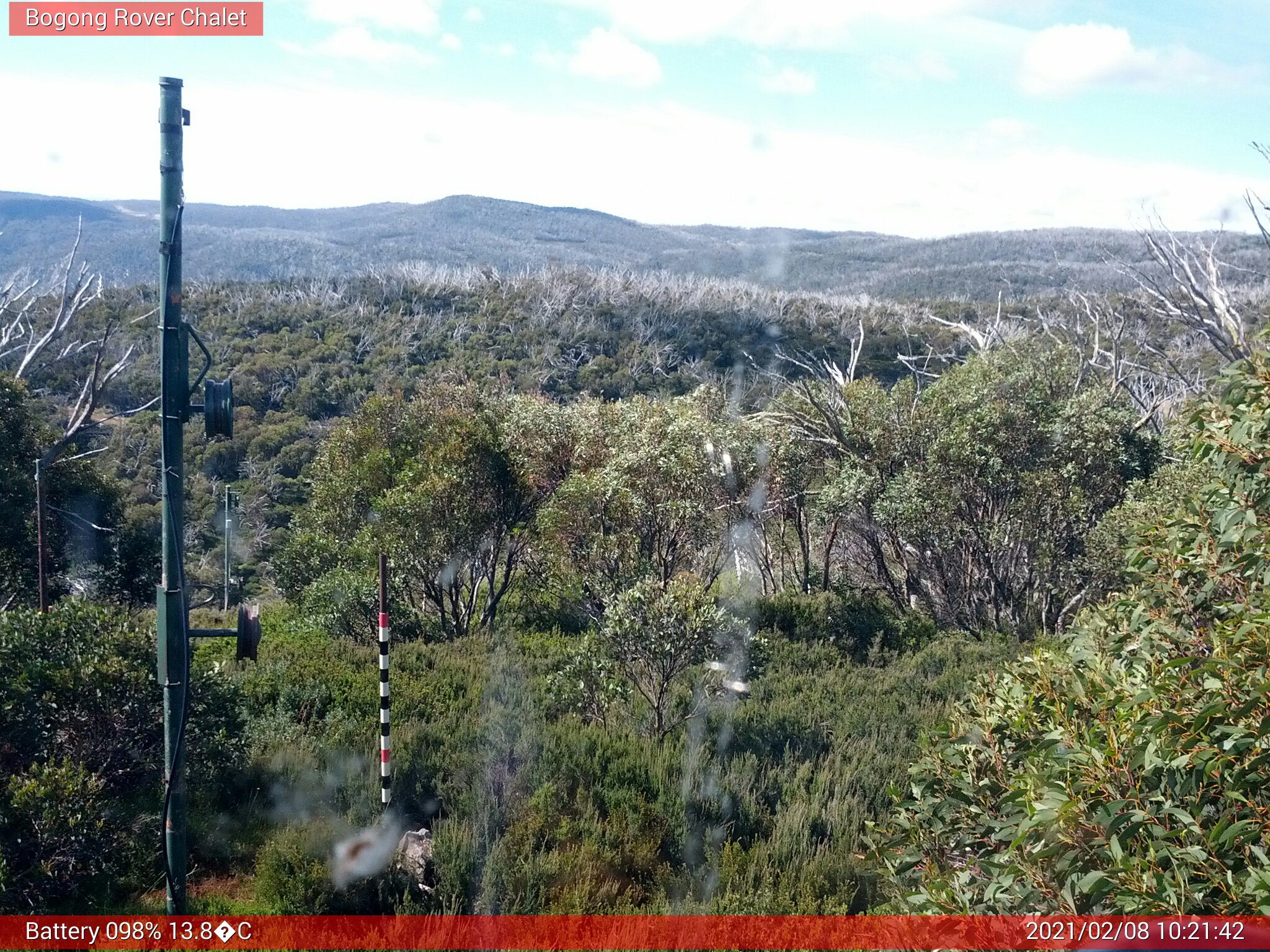 Bogong Web Cam 10:21am Monday 8th of February 2021