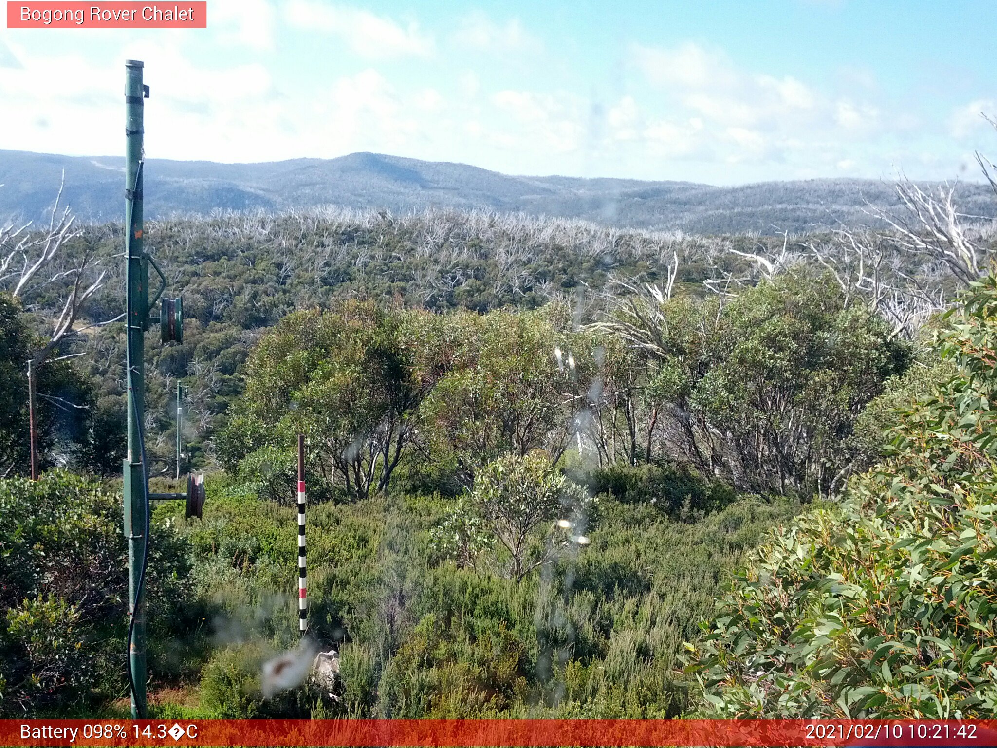 Bogong Web Cam 10:21am Wednesday 10th of February 2021