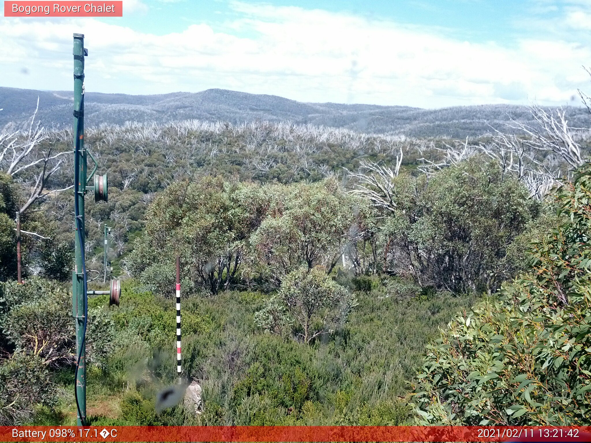 Bogong Web Cam 1:21pm Thursday 11th of February 2021