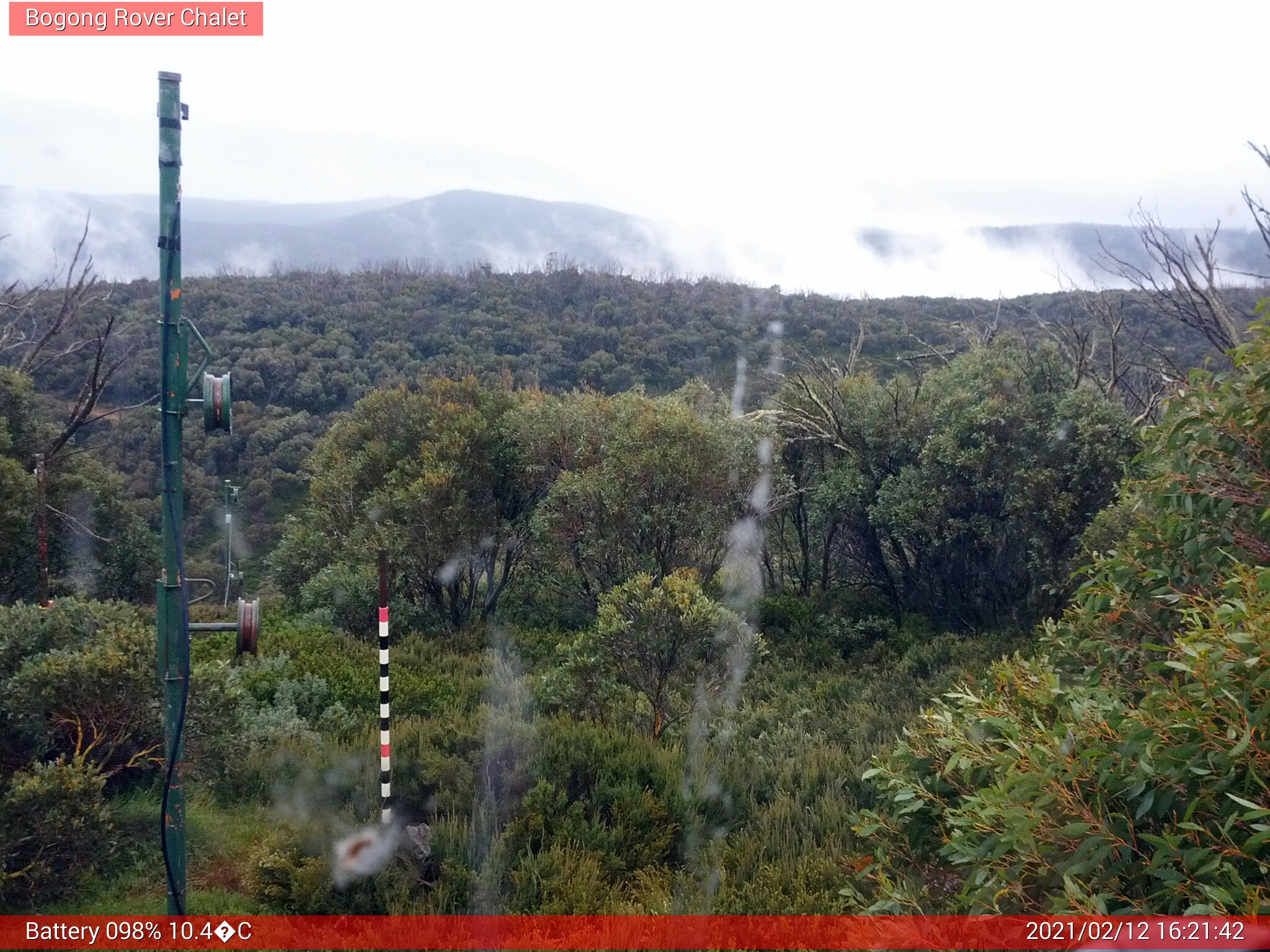 Bogong Web Cam 4:21pm Friday 12th of February 2021