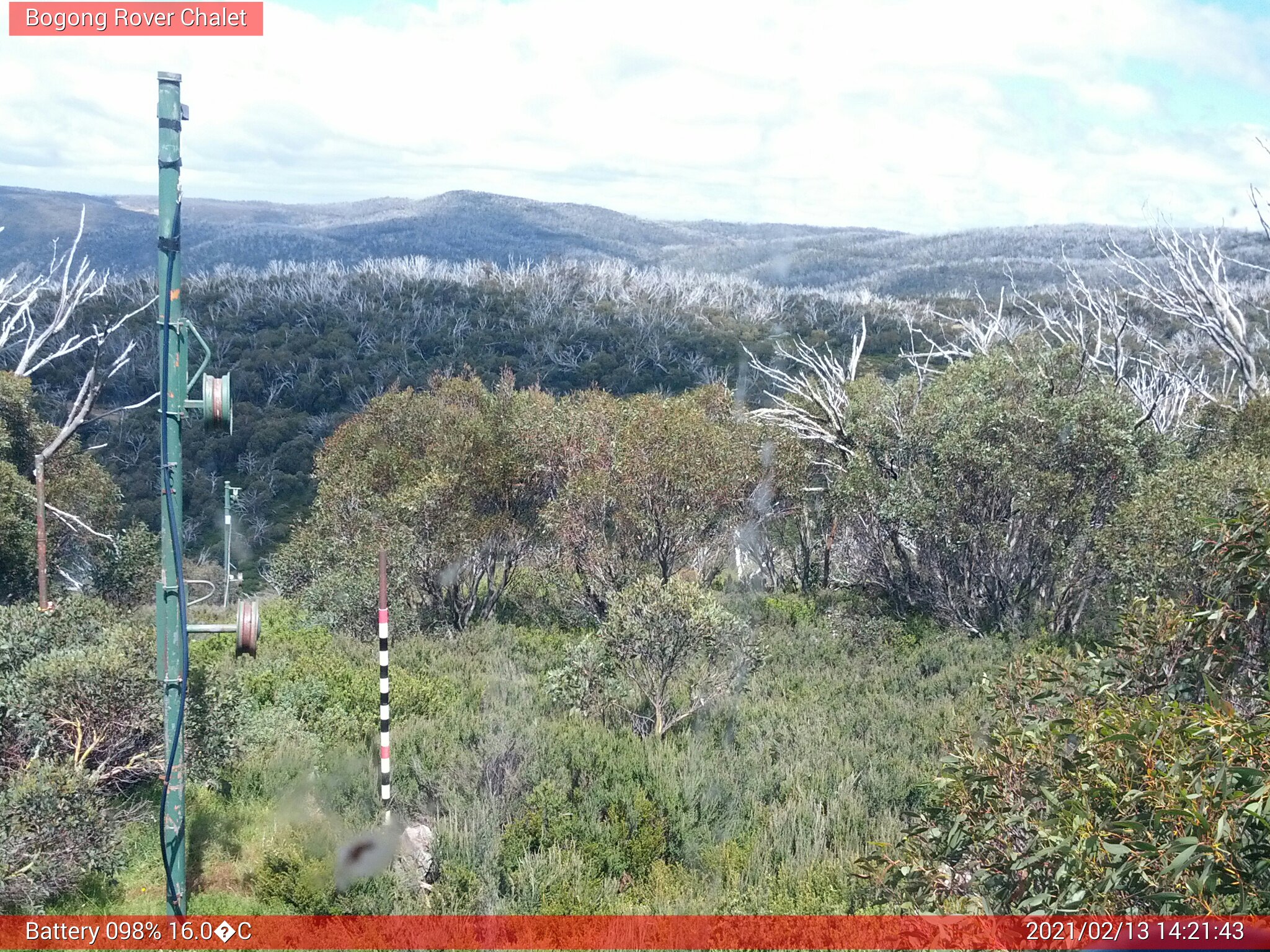 Bogong Web Cam 2:21pm Saturday 13th of February 2021