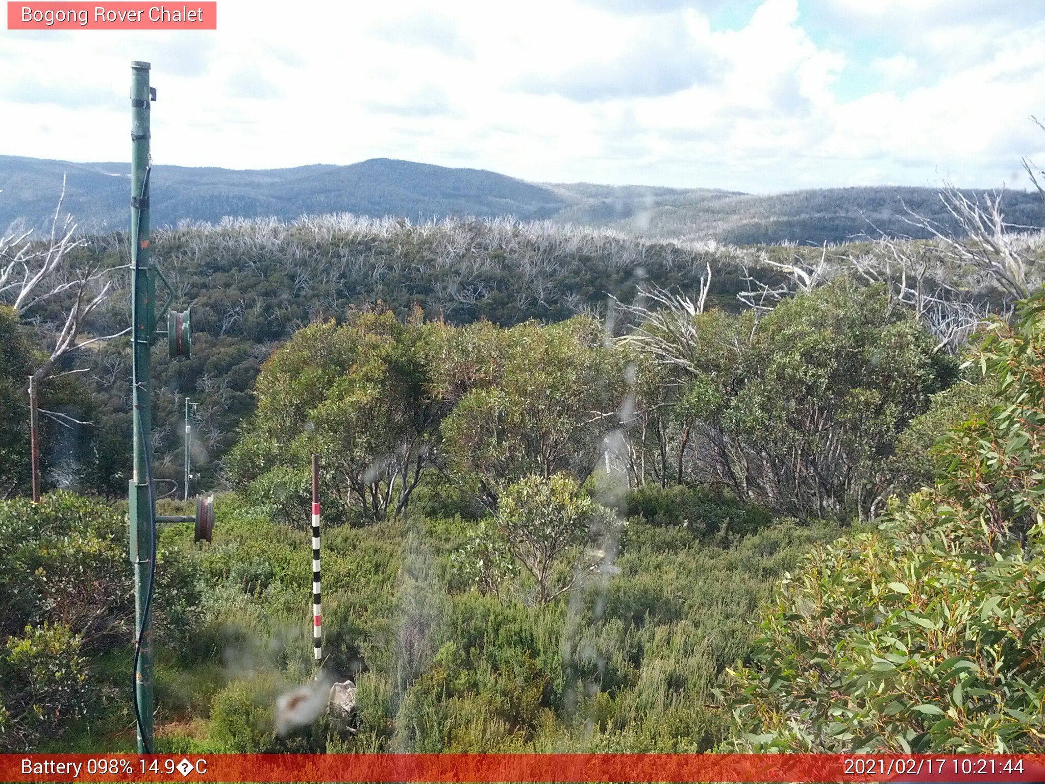 Bogong Web Cam 10:21am Wednesday 17th of February 2021