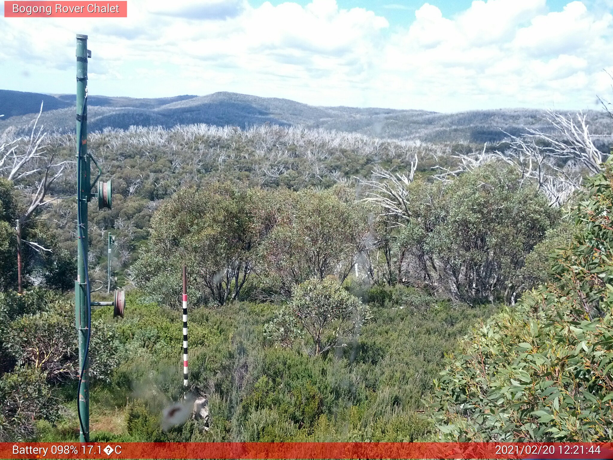 Bogong Web Cam 12:21pm Saturday 20th of February 2021