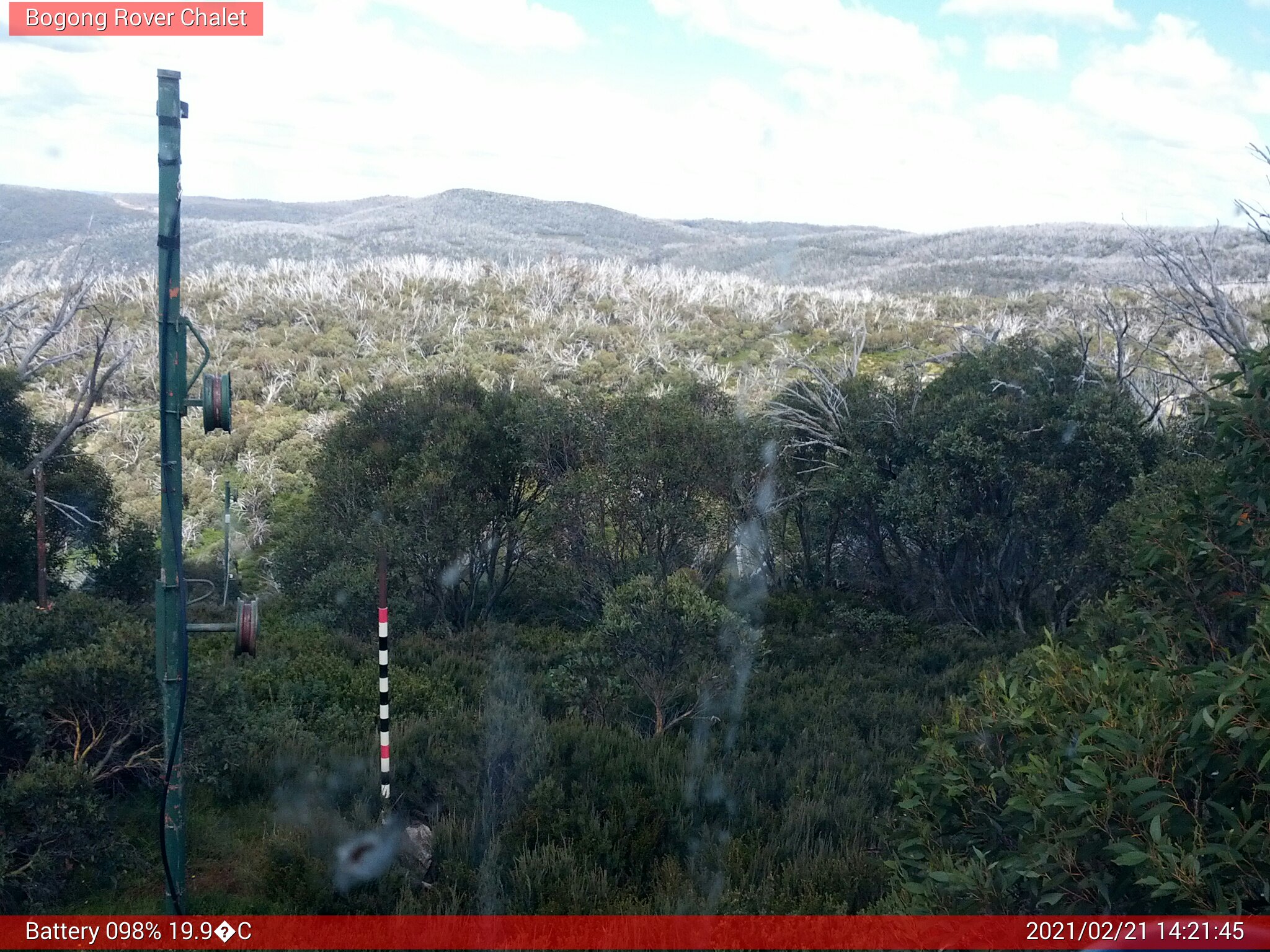 Bogong Web Cam 2:21pm Sunday 21st of February 2021