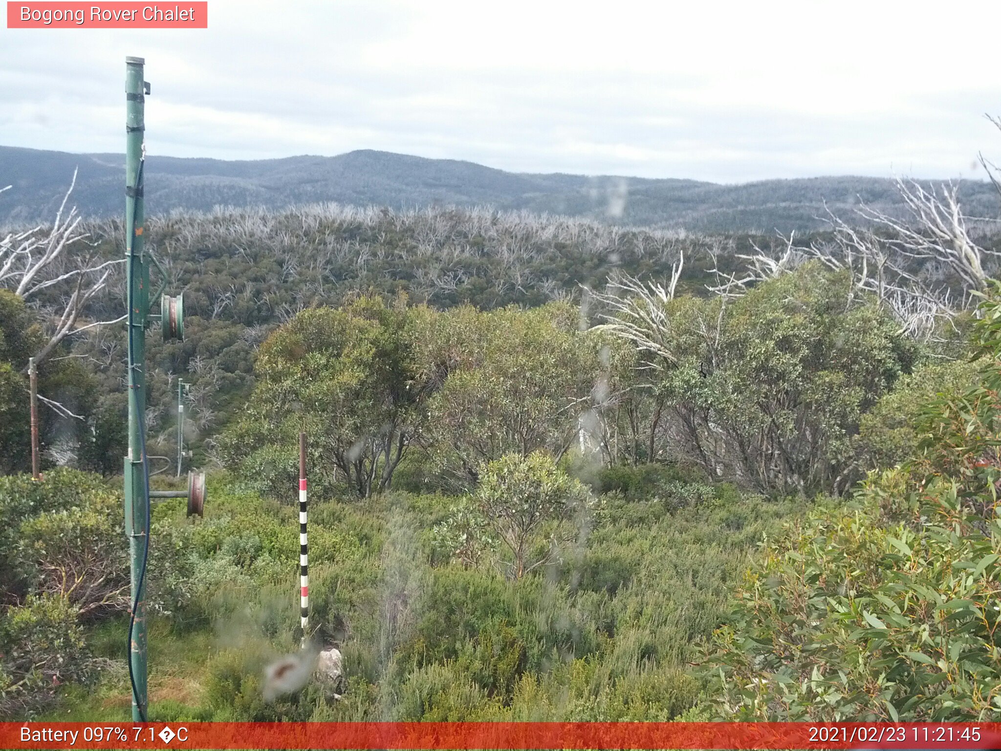 Bogong Web Cam 11:21am Tuesday 23rd of February 2021