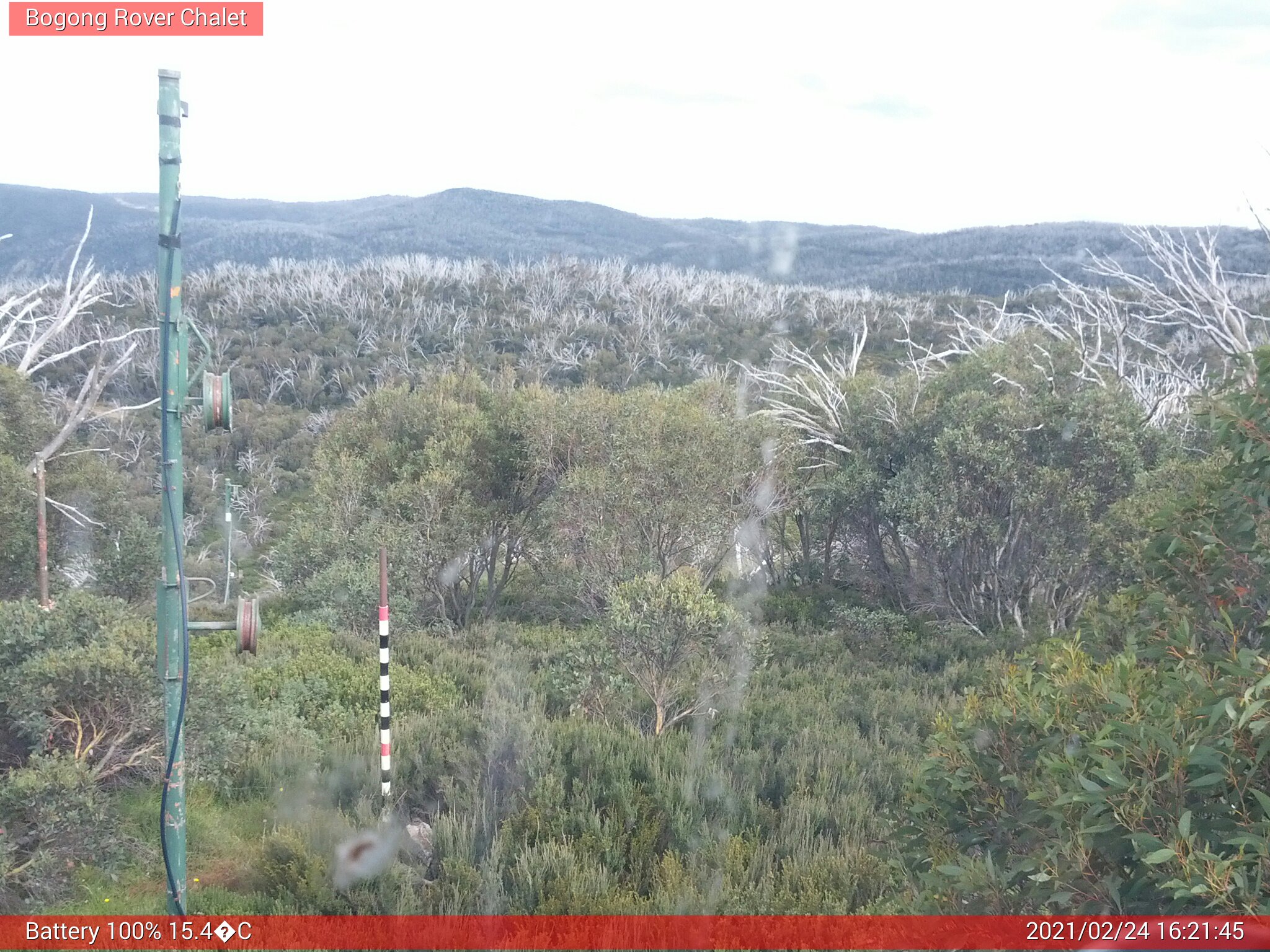 Bogong Web Cam 4:21pm Wednesday 24th of February 2021