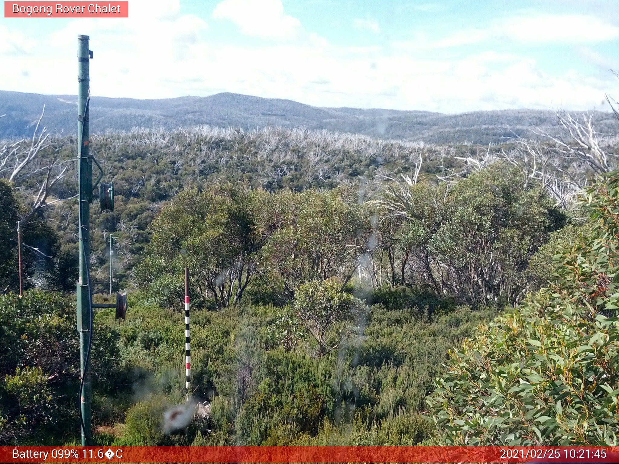 Bogong Web Cam 10:21am Thursday 25th of February 2021