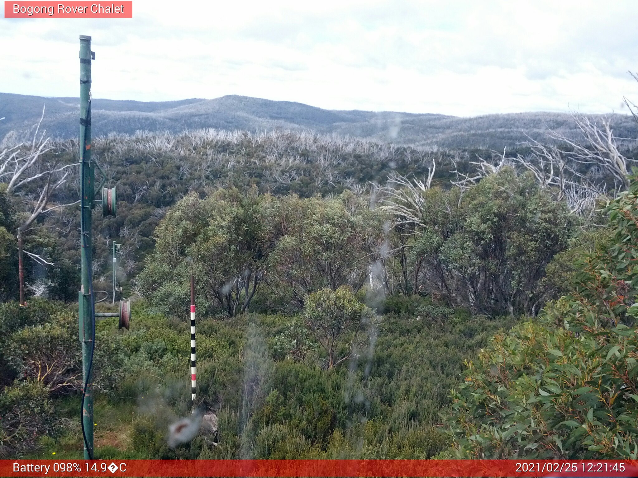 Bogong Web Cam 12:21pm Thursday 25th of February 2021