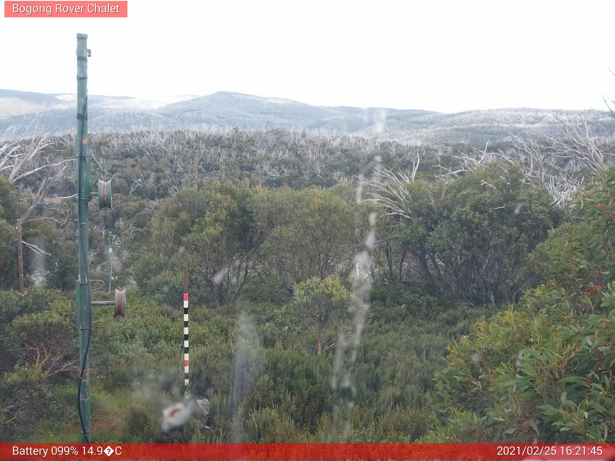 Bogong Web Cam 4:21pm Thursday 25th of February 2021