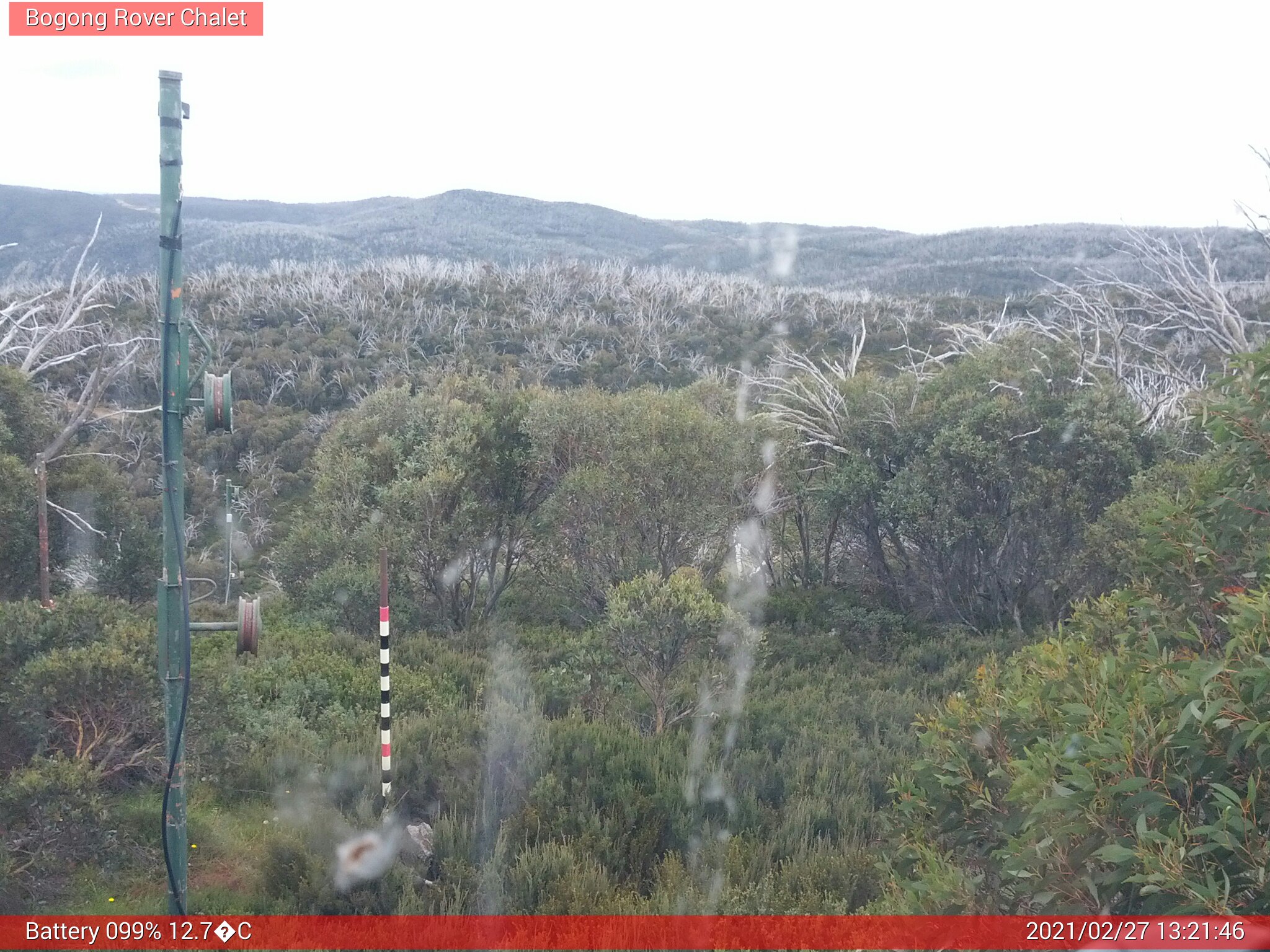 Bogong Web Cam 1:21pm Saturday 27th of February 2021