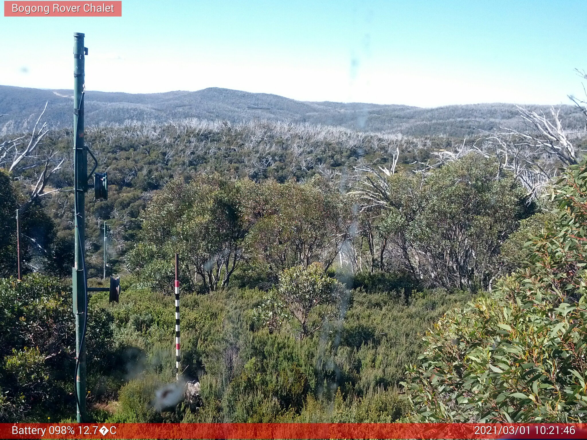 Bogong Web Cam 10:21am Monday 1st of March 2021