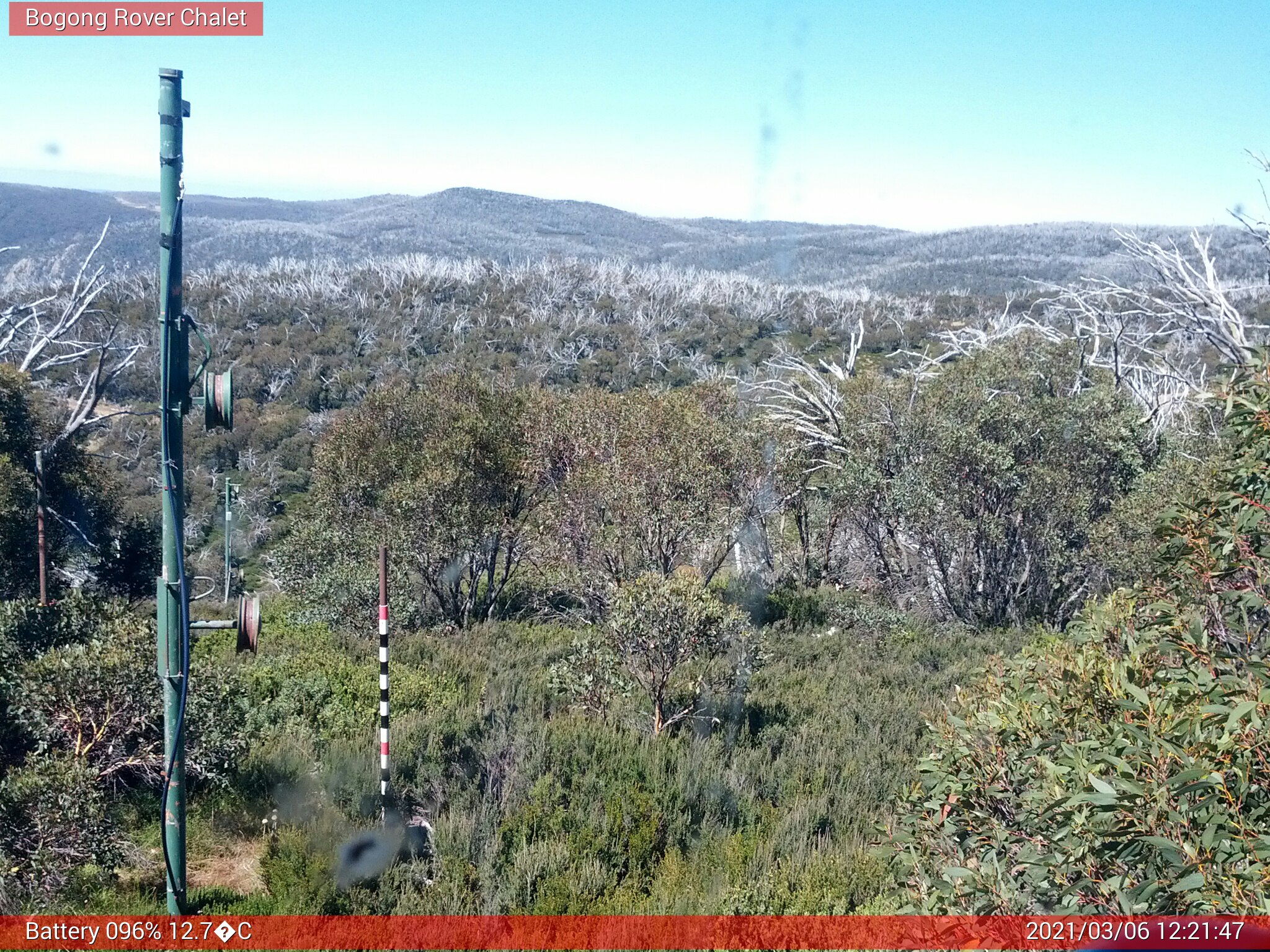 Bogong Web Cam 12:21pm Saturday 6th of March 2021