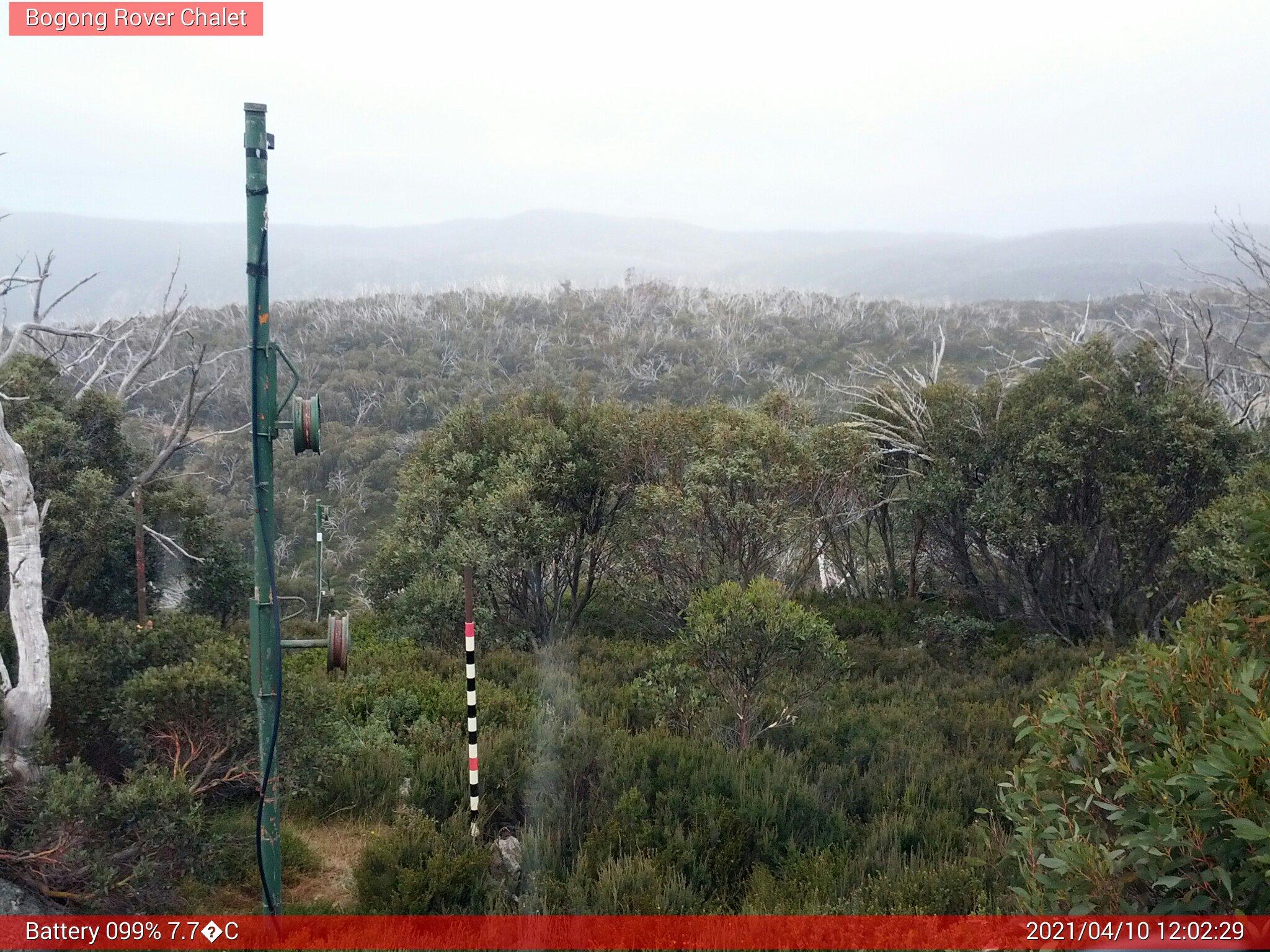 Bogong Web Cam 12:02pm Saturday 10th of April 2021