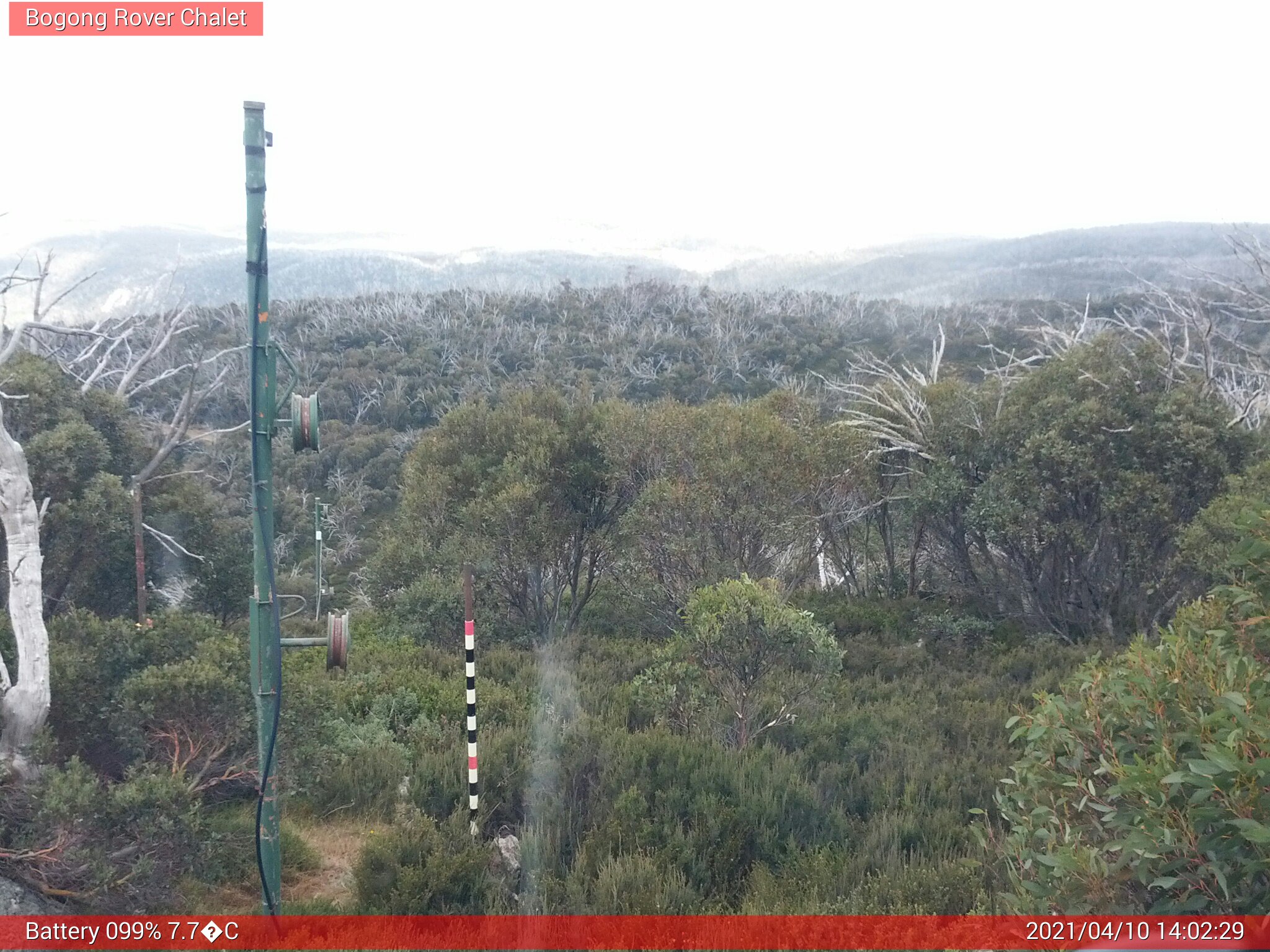 Bogong Web Cam 2:02pm Saturday 10th of April 2021