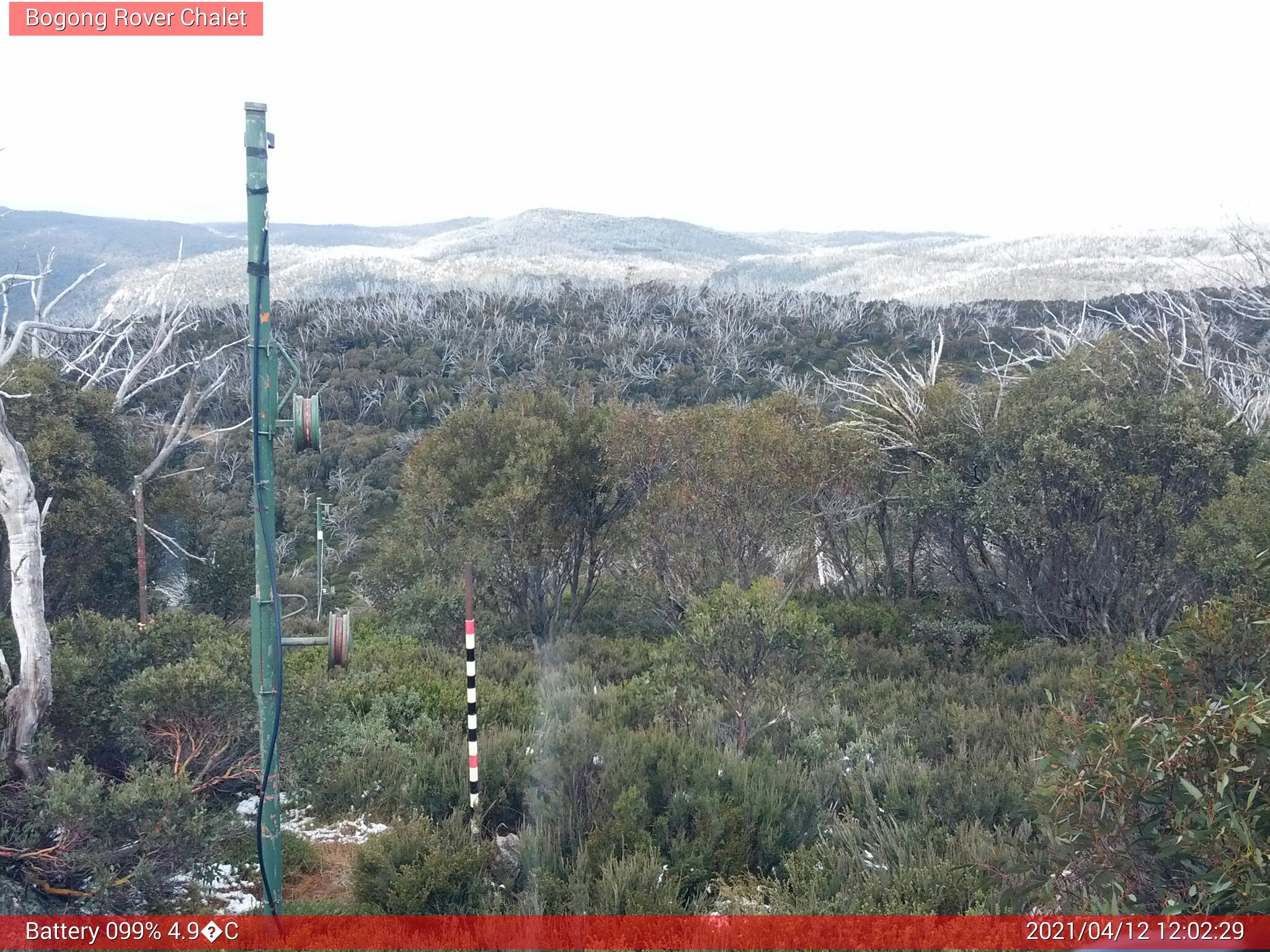 Bogong Web Cam 12:02pm Monday 12th of April 2021