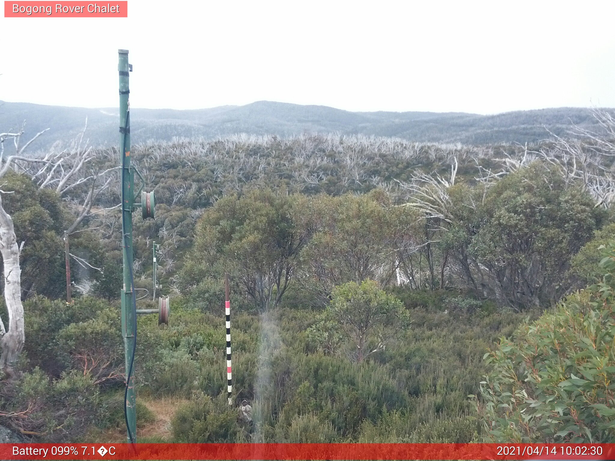 Bogong Web Cam 10:02am Wednesday 14th of April 2021