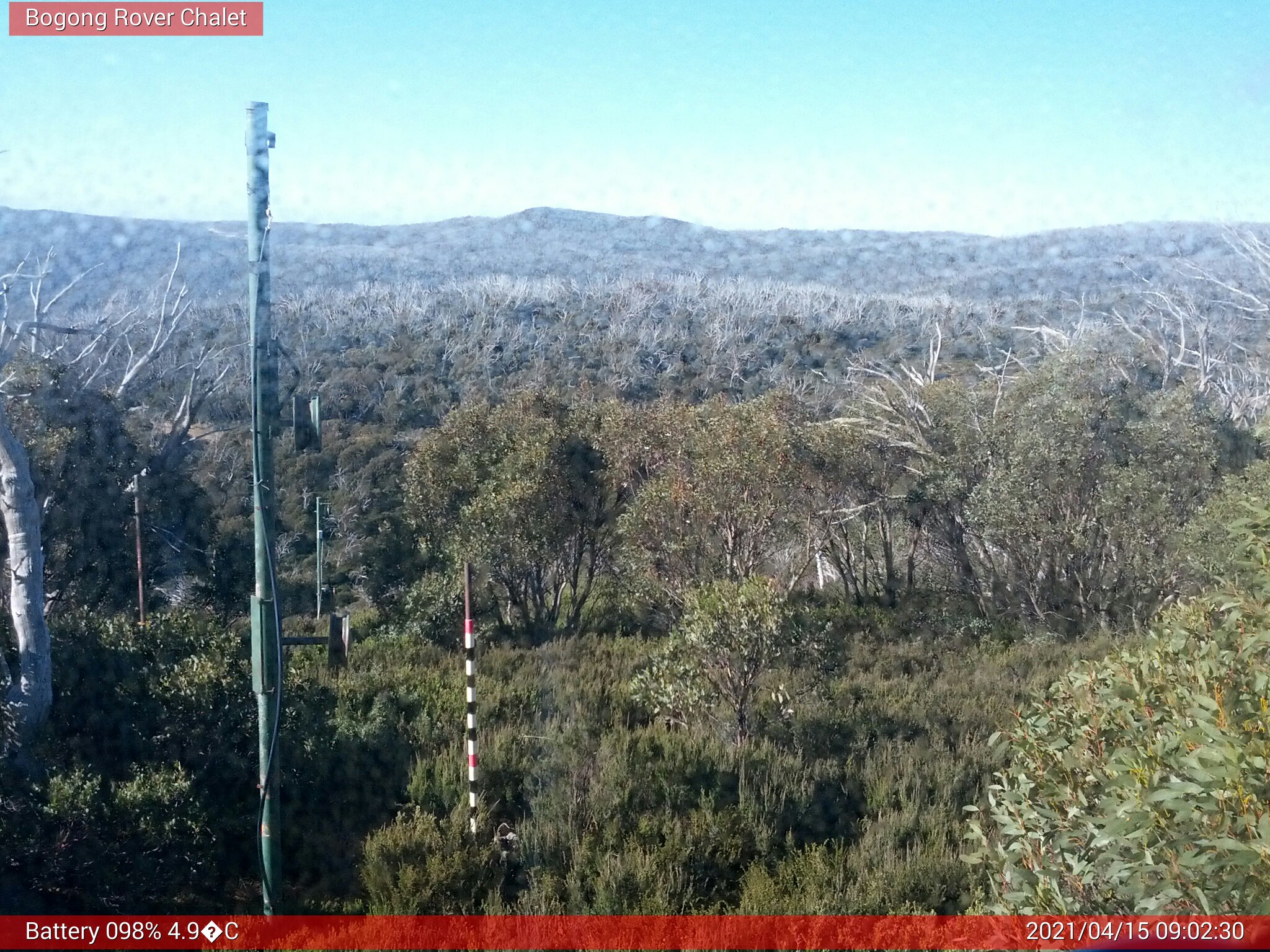 Bogong Web Cam 9:02am Thursday 15th of April 2021