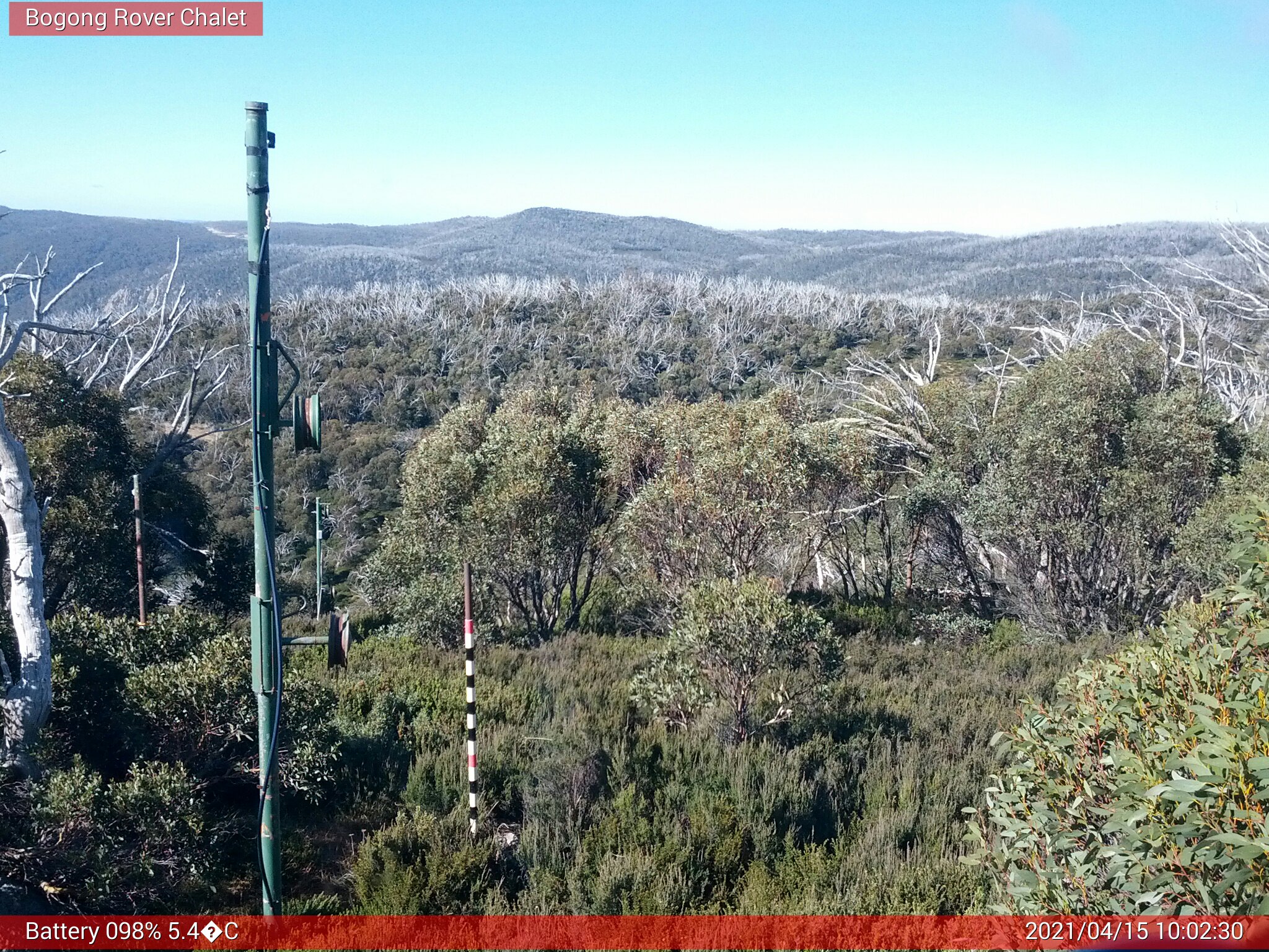 Bogong Web Cam 10:02am Thursday 15th of April 2021