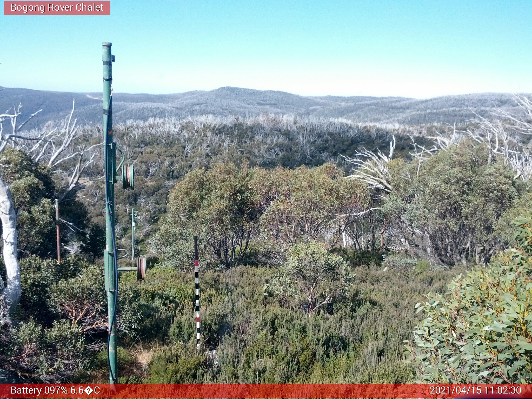 Bogong Web Cam 11:02am Thursday 15th of April 2021