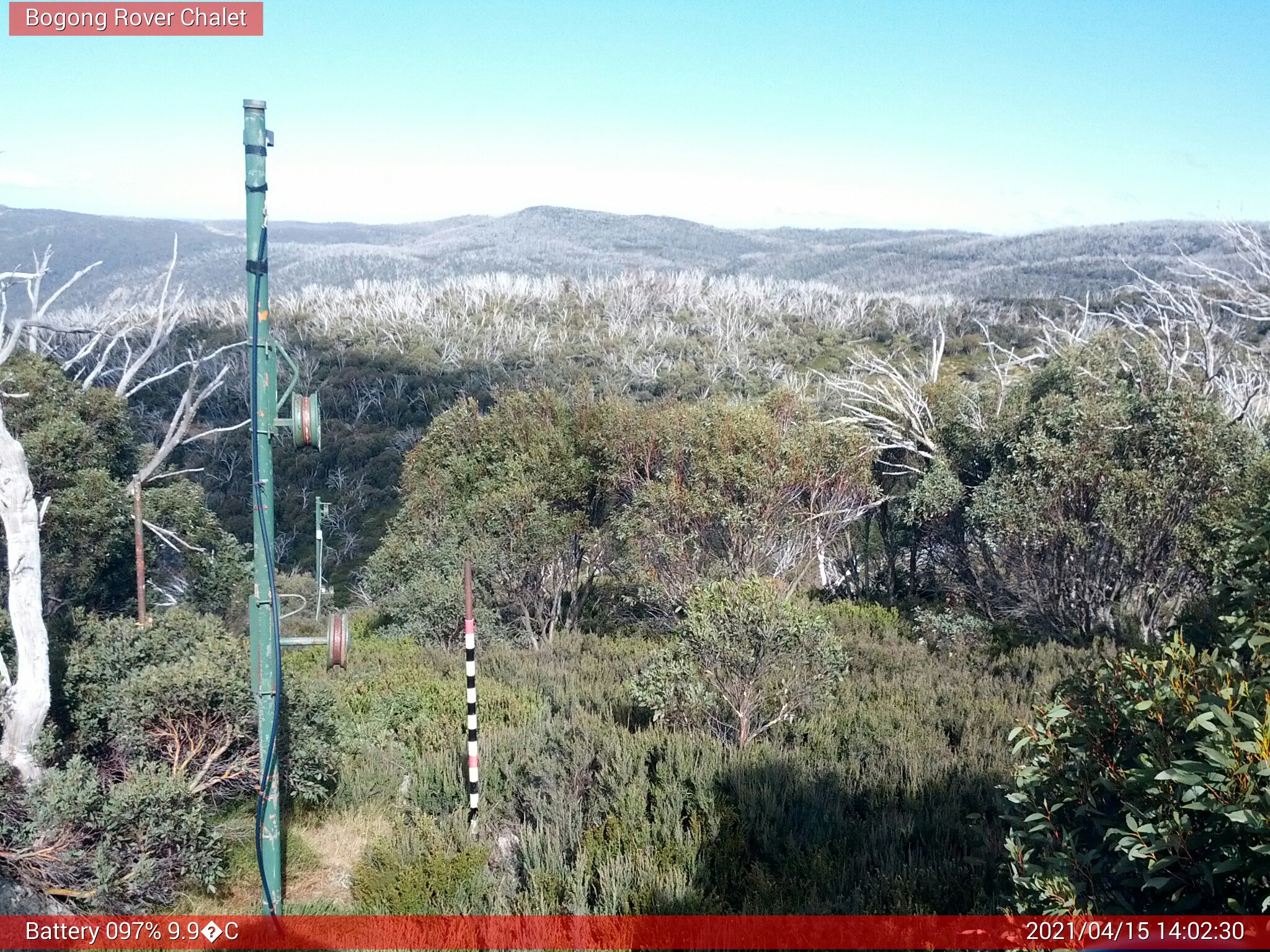 Bogong Web Cam 2:02pm Thursday 15th of April 2021