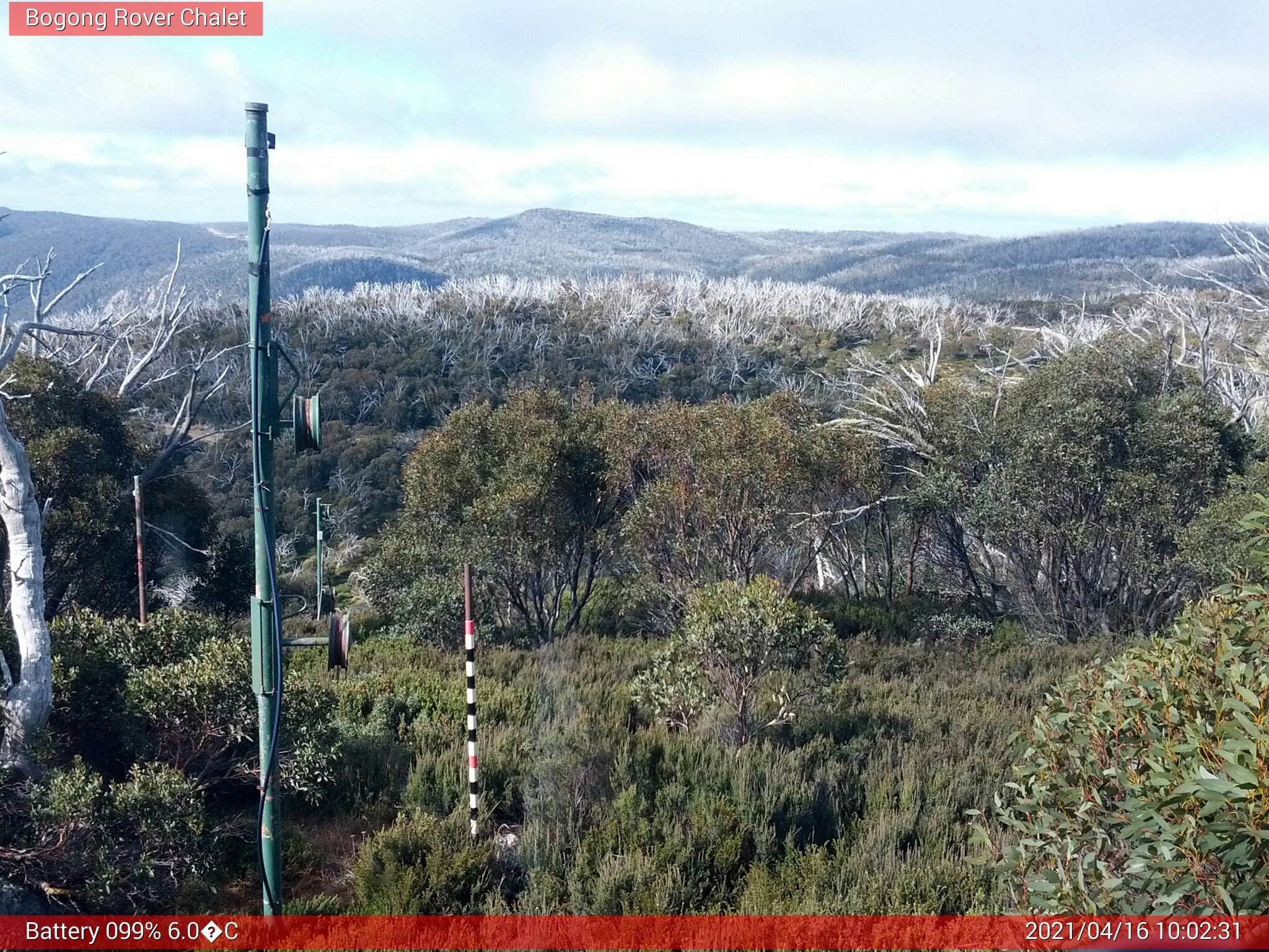 Bogong Web Cam 10:02am Friday 16th of April 2021