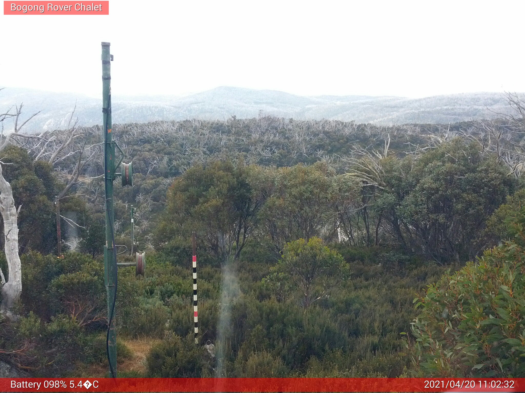 Bogong Web Cam 11:02am Tuesday 20th of April 2021