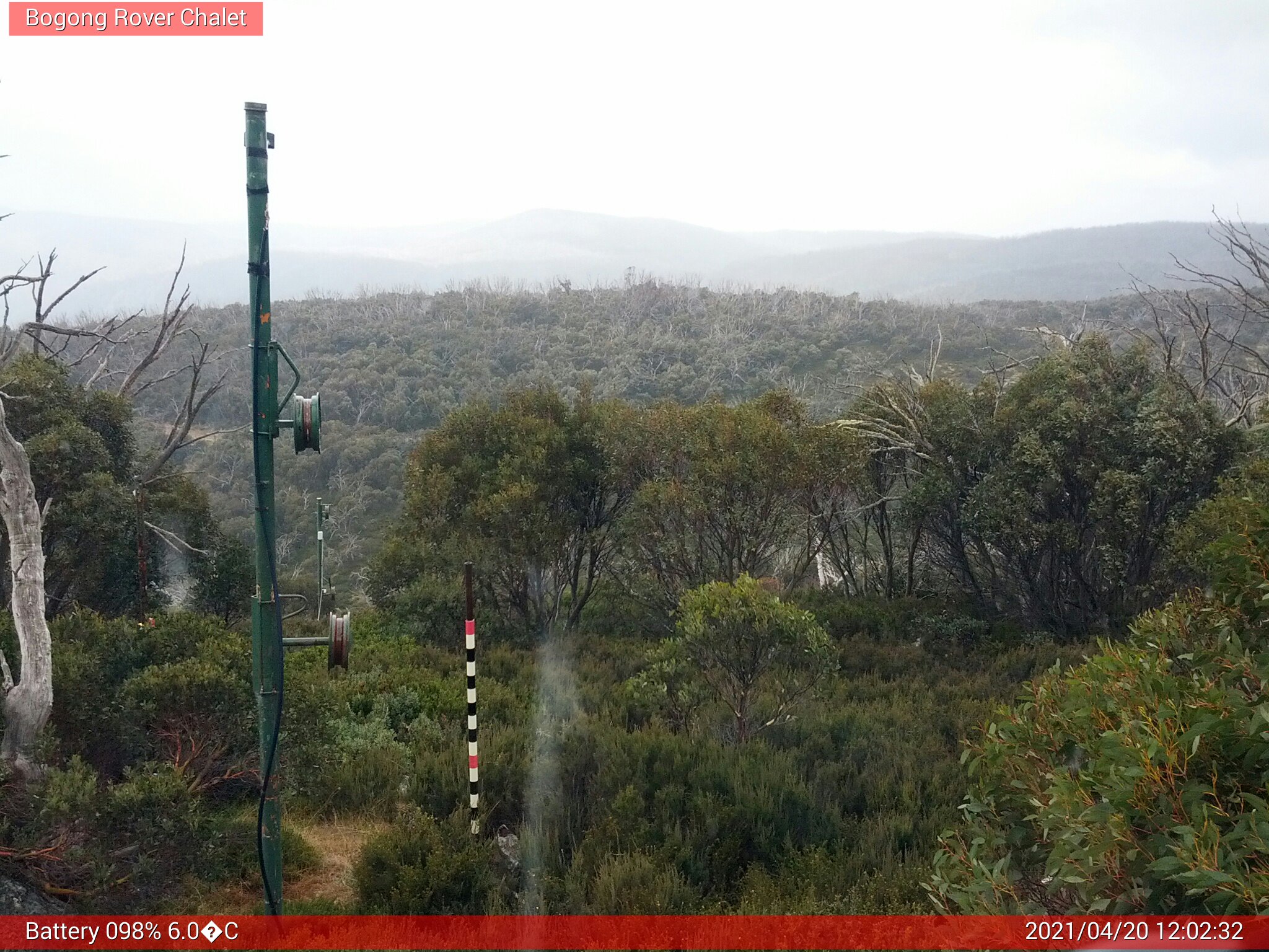 Bogong Web Cam 12:02pm Tuesday 20th of April 2021