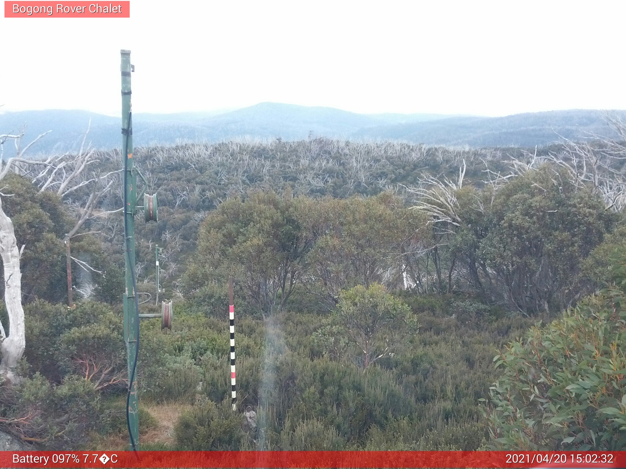 Bogong Web Cam 3:02pm Tuesday 20th of April 2021