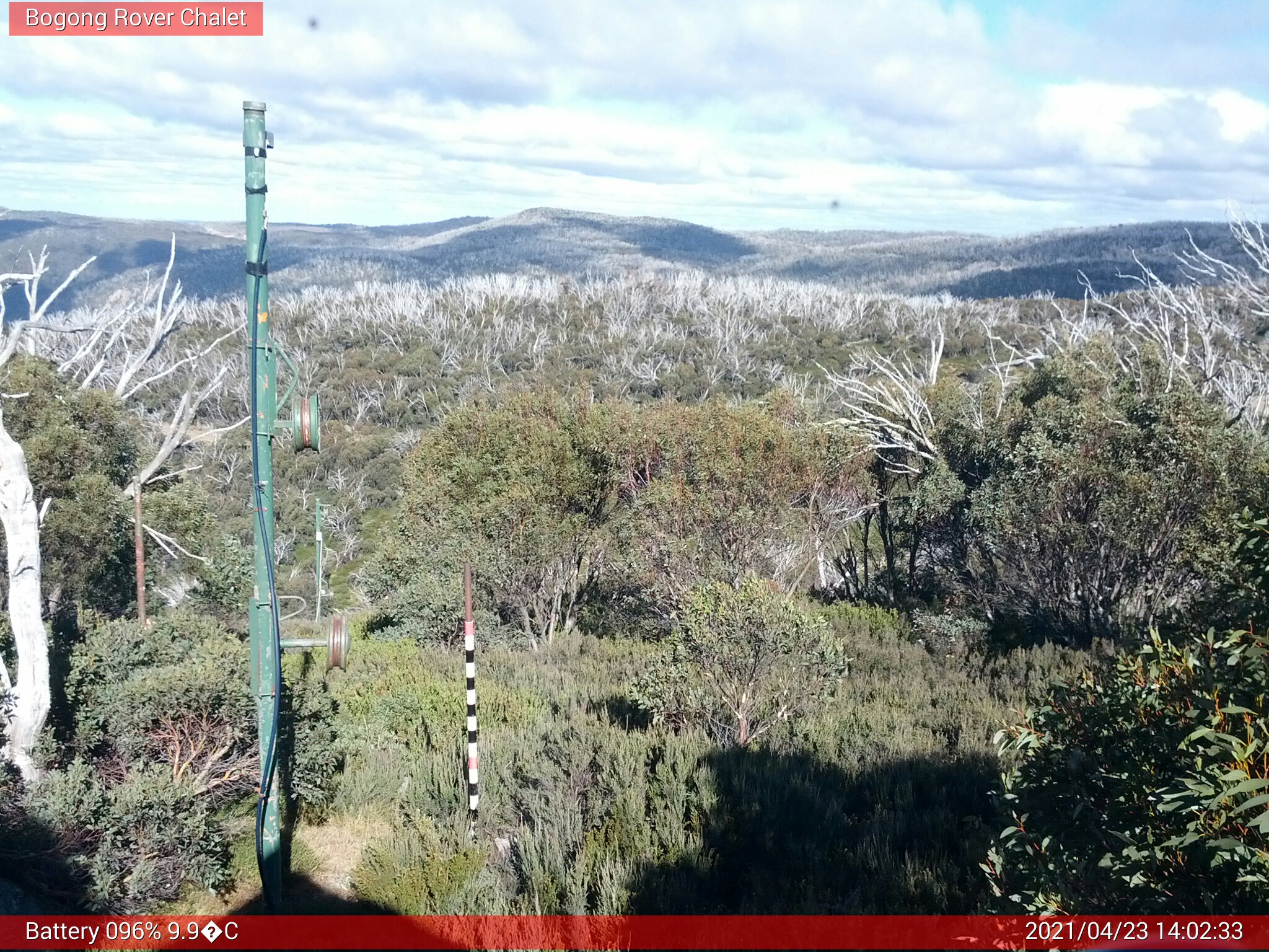 Bogong Web Cam 2:02pm Friday 23rd of April 2021