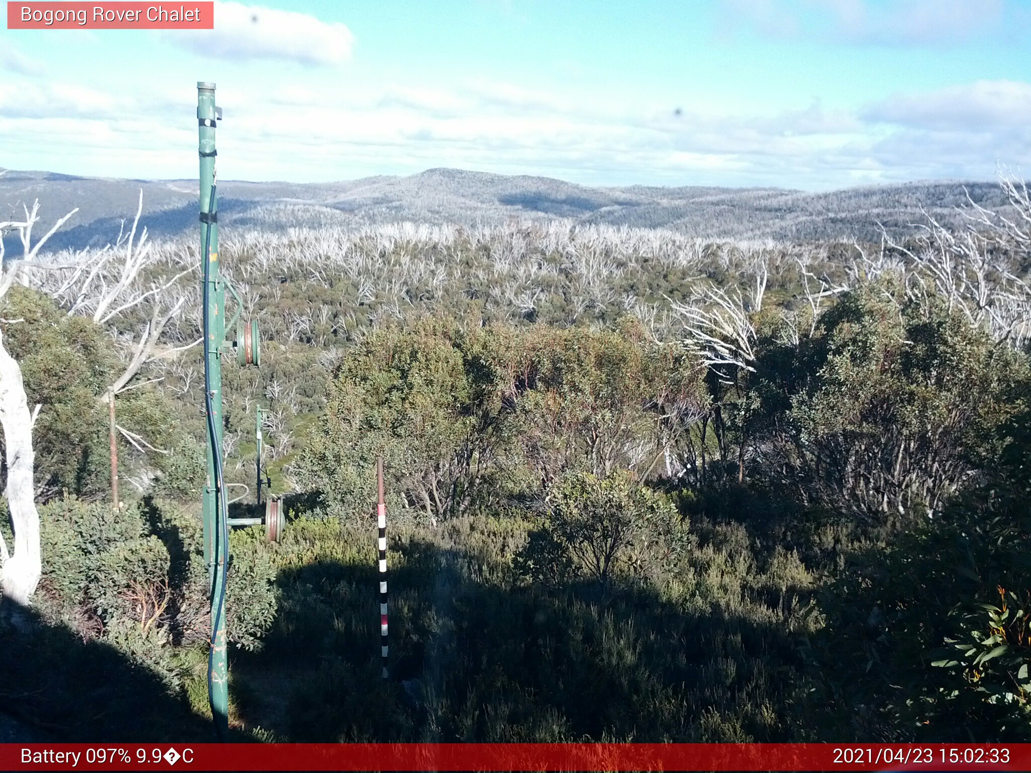 Bogong Web Cam 3:02pm Friday 23rd of April 2021