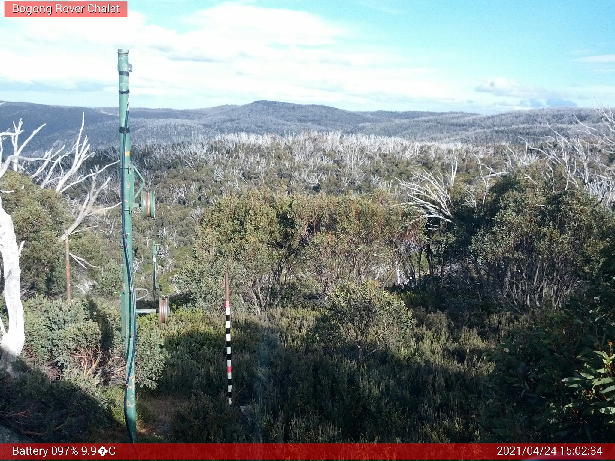 Bogong Web Cam 3:02pm Saturday 24th of April 2021