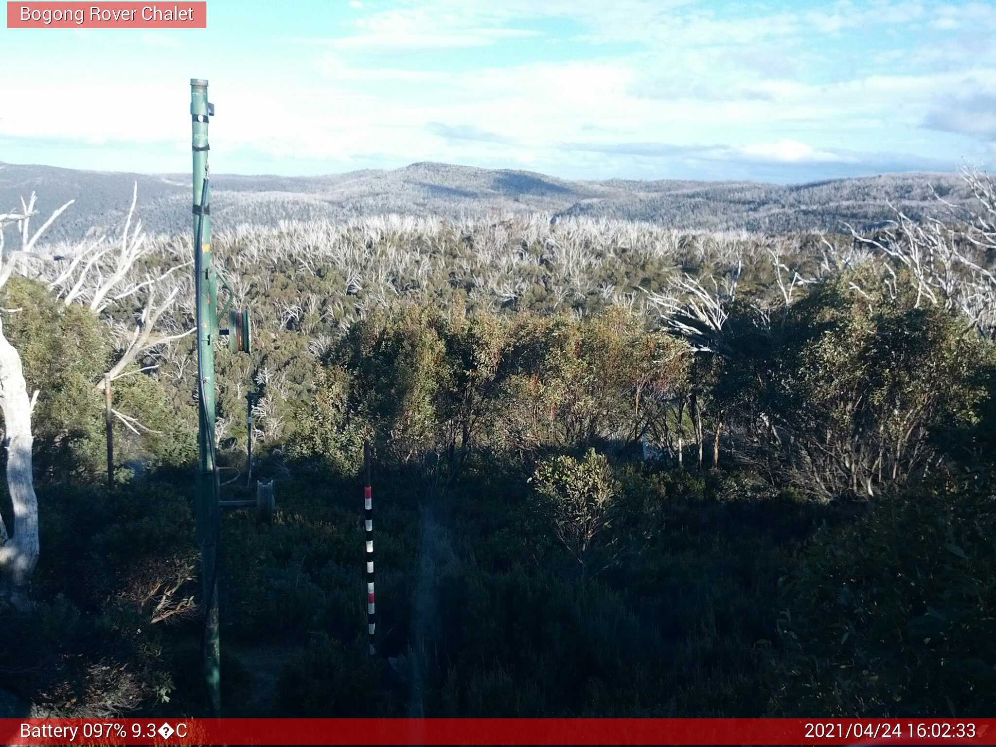 Bogong Web Cam 4:02pm Saturday 24th of April 2021