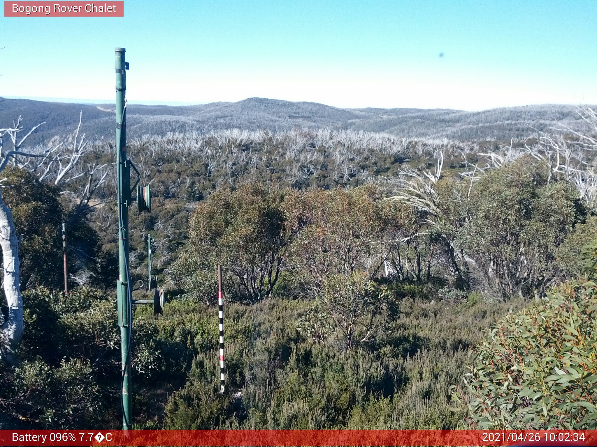 Bogong Web Cam 10:02am Monday 26th of April 2021